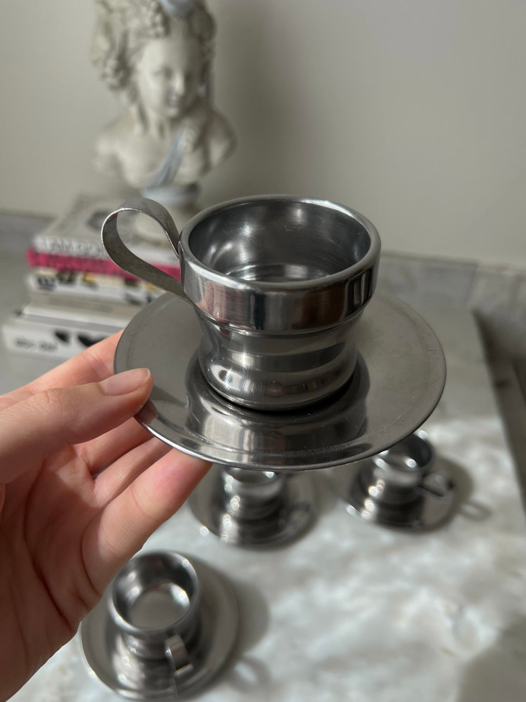 Tazzine e piattini da caffè in acciaio inox