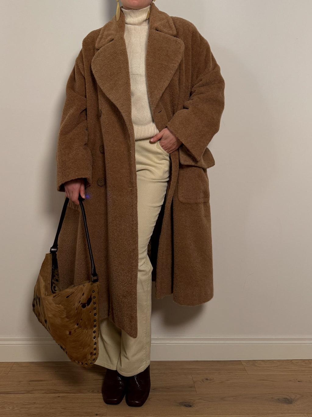 Pure virgin wool camel coat