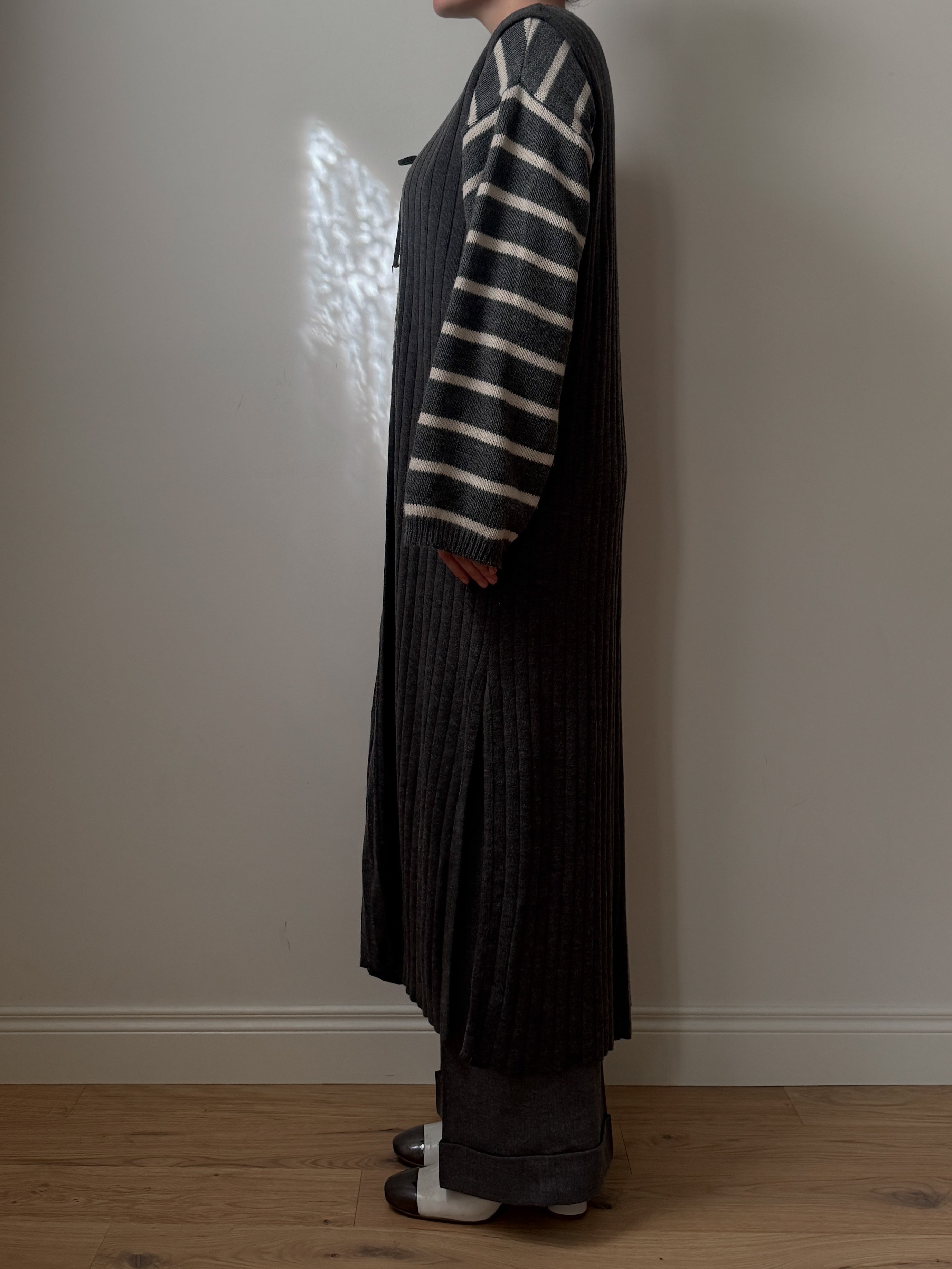 Merino wool, cashmere and wool grey vest