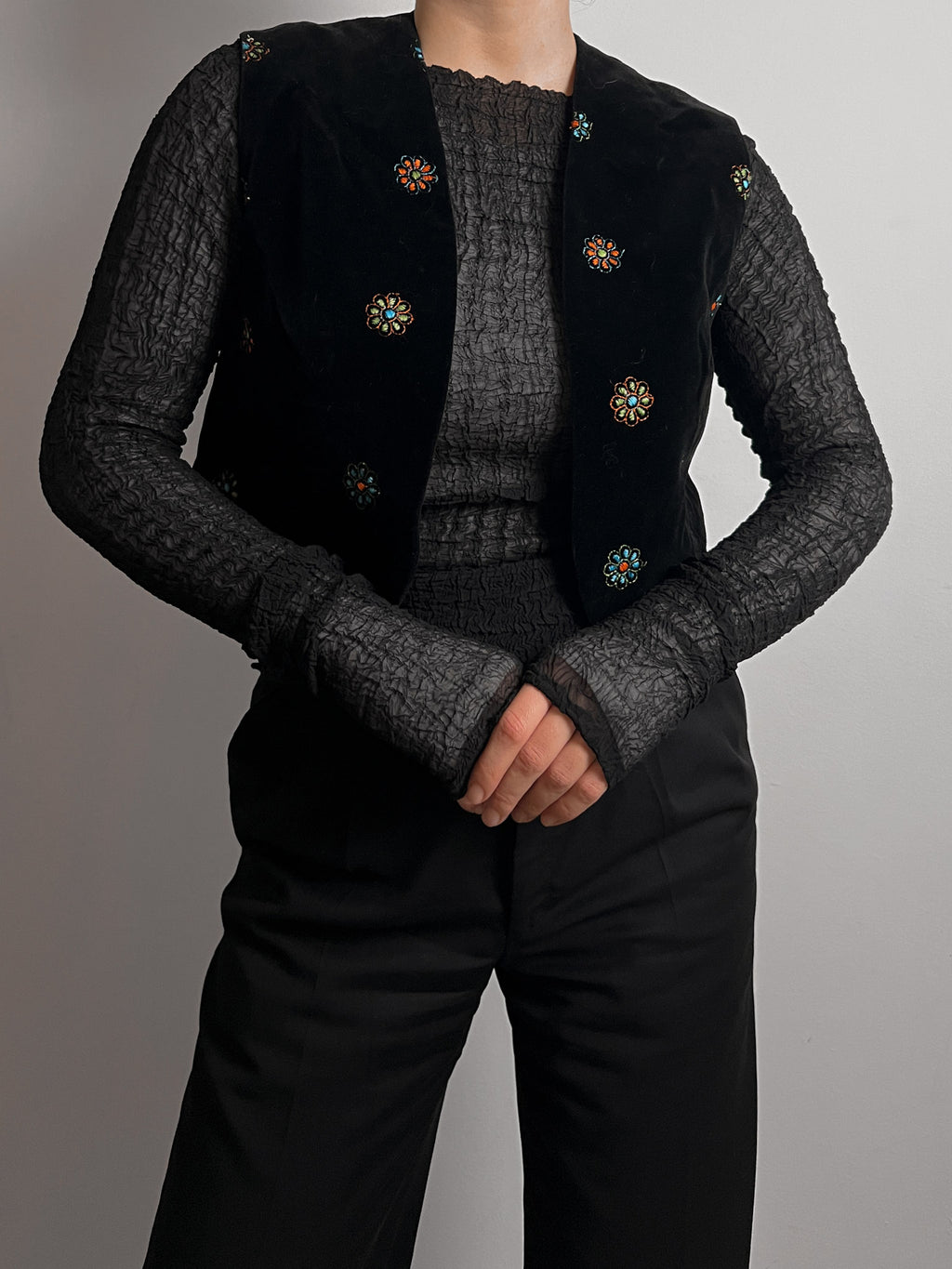 Pure velvet black vest