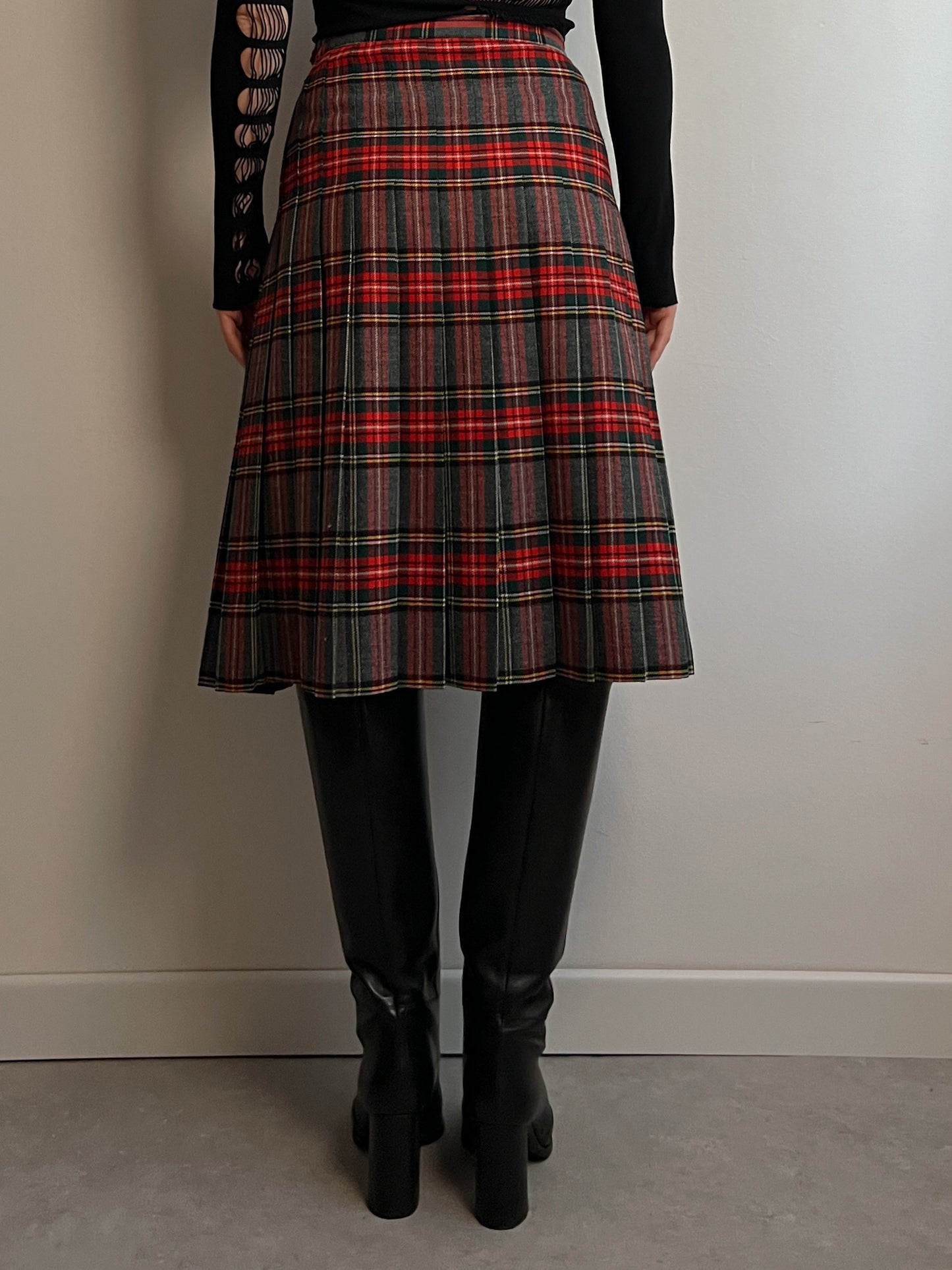 Pure wool pleated tartan skirt