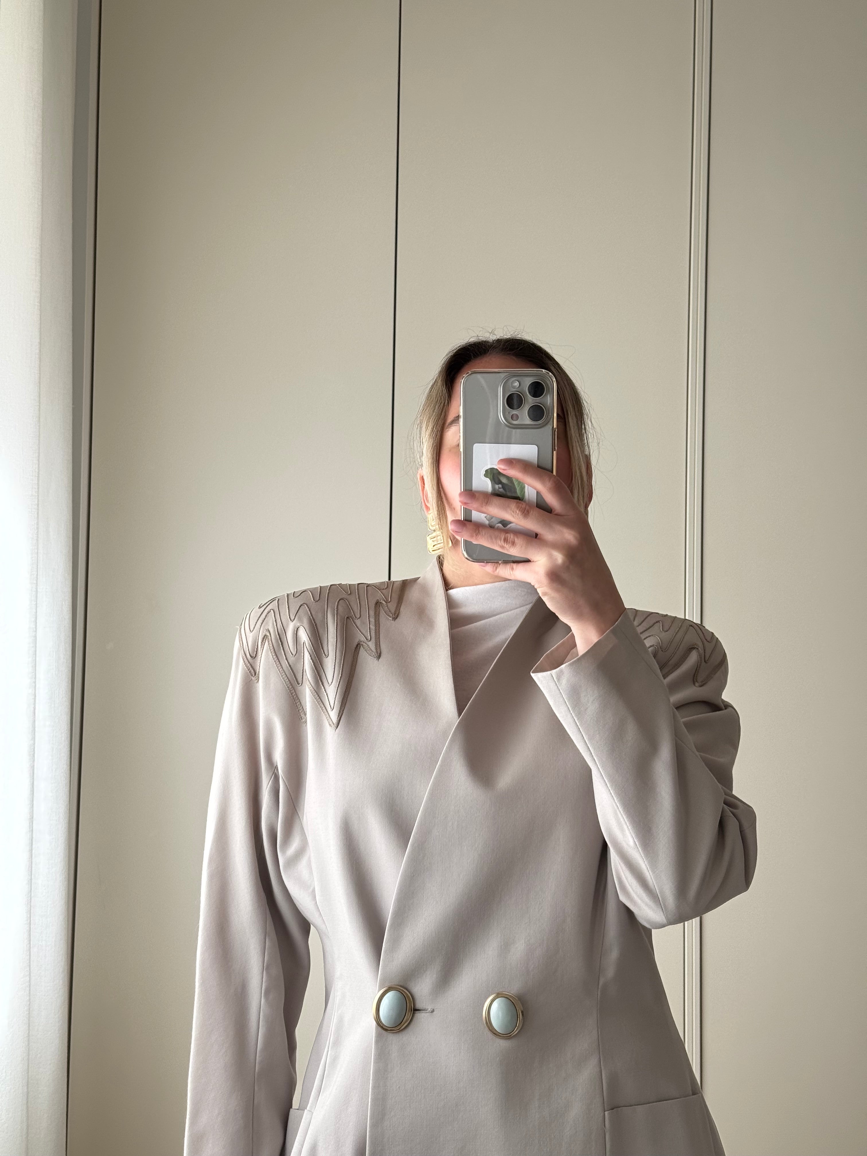 Cotton and viscose sand blazer
