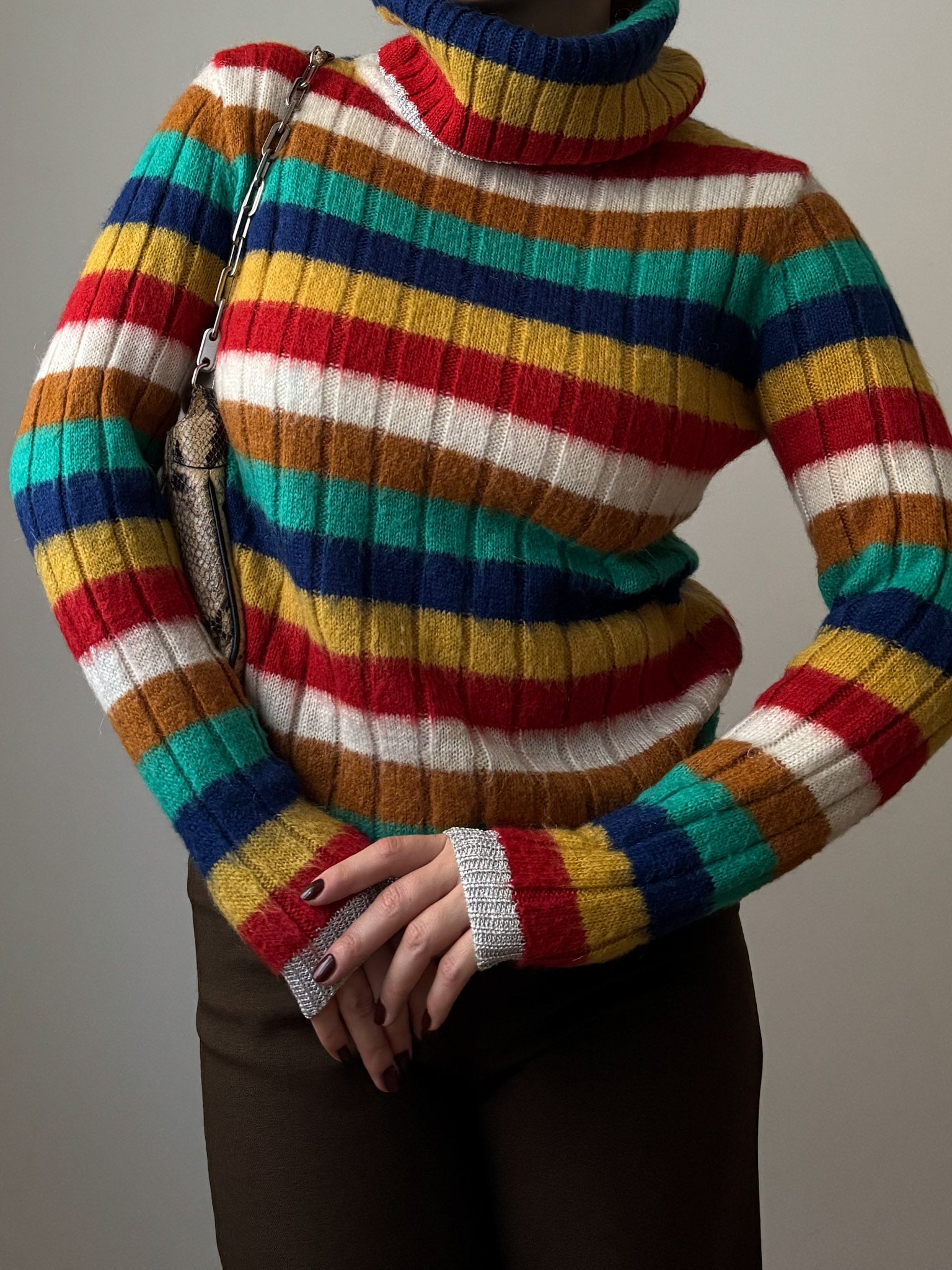 Wool blend striped turtleneck pull
