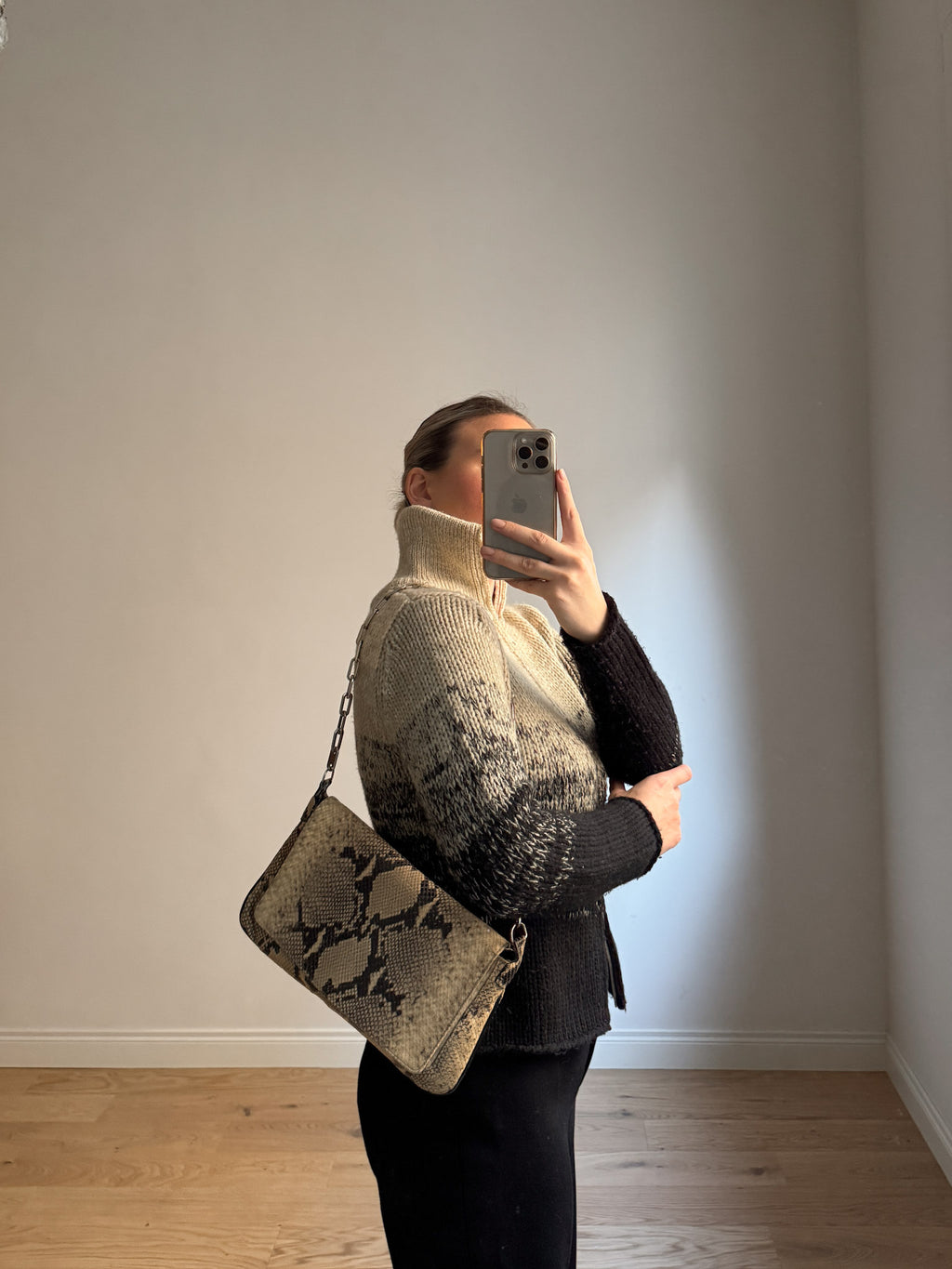 Wool beige and black cardigan