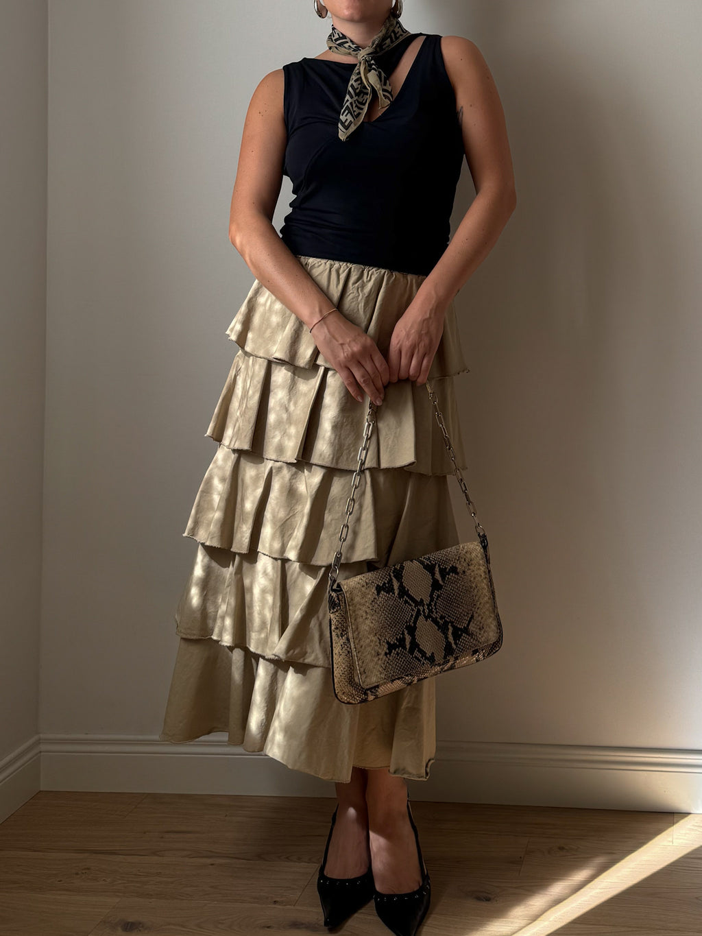 Cotton flounced beige skirt