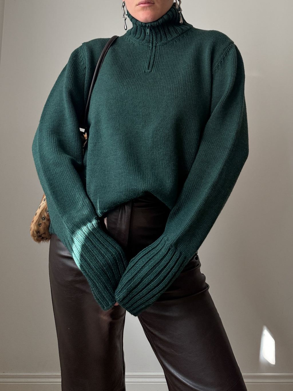 Pure wool green pull