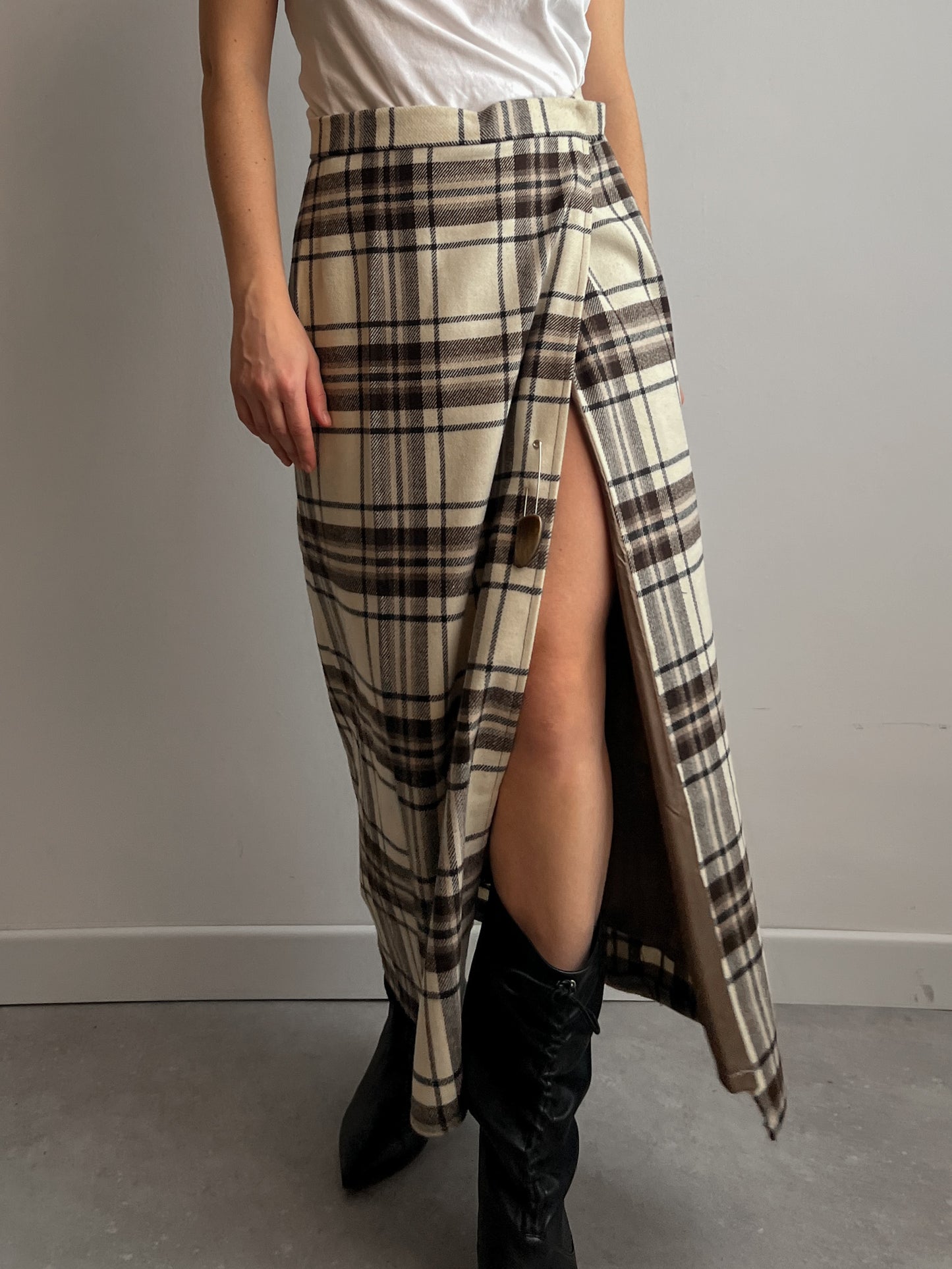 Pure wool tartan long skirt