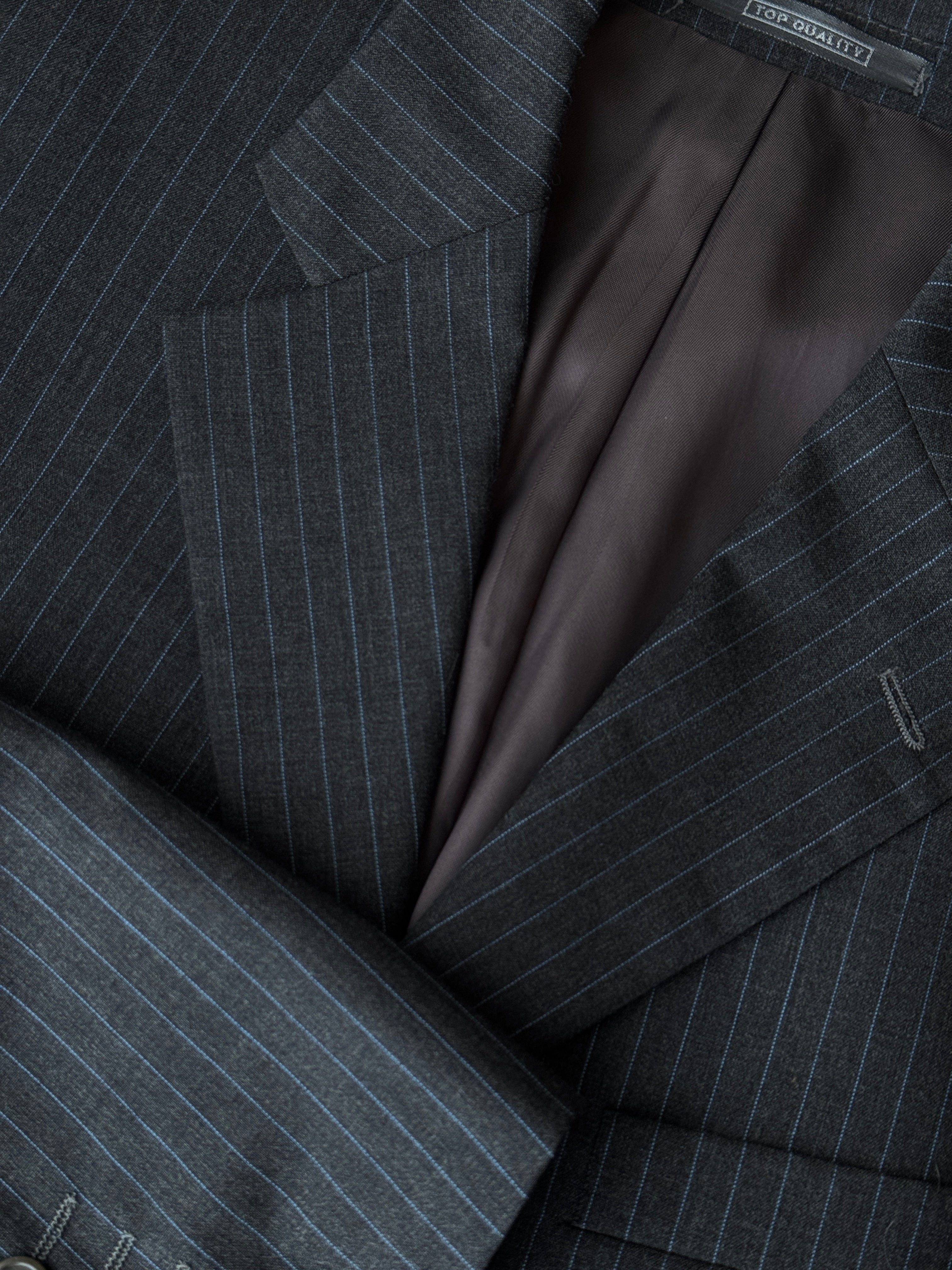 Brando pinestriped anthracite wool