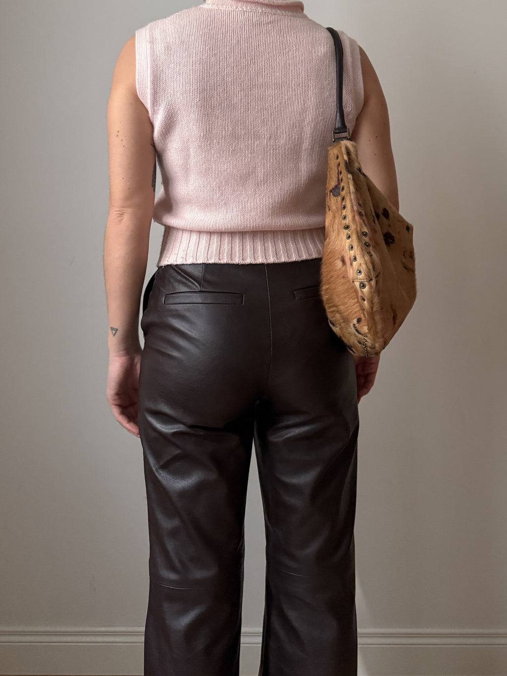 Wool and angora pink top