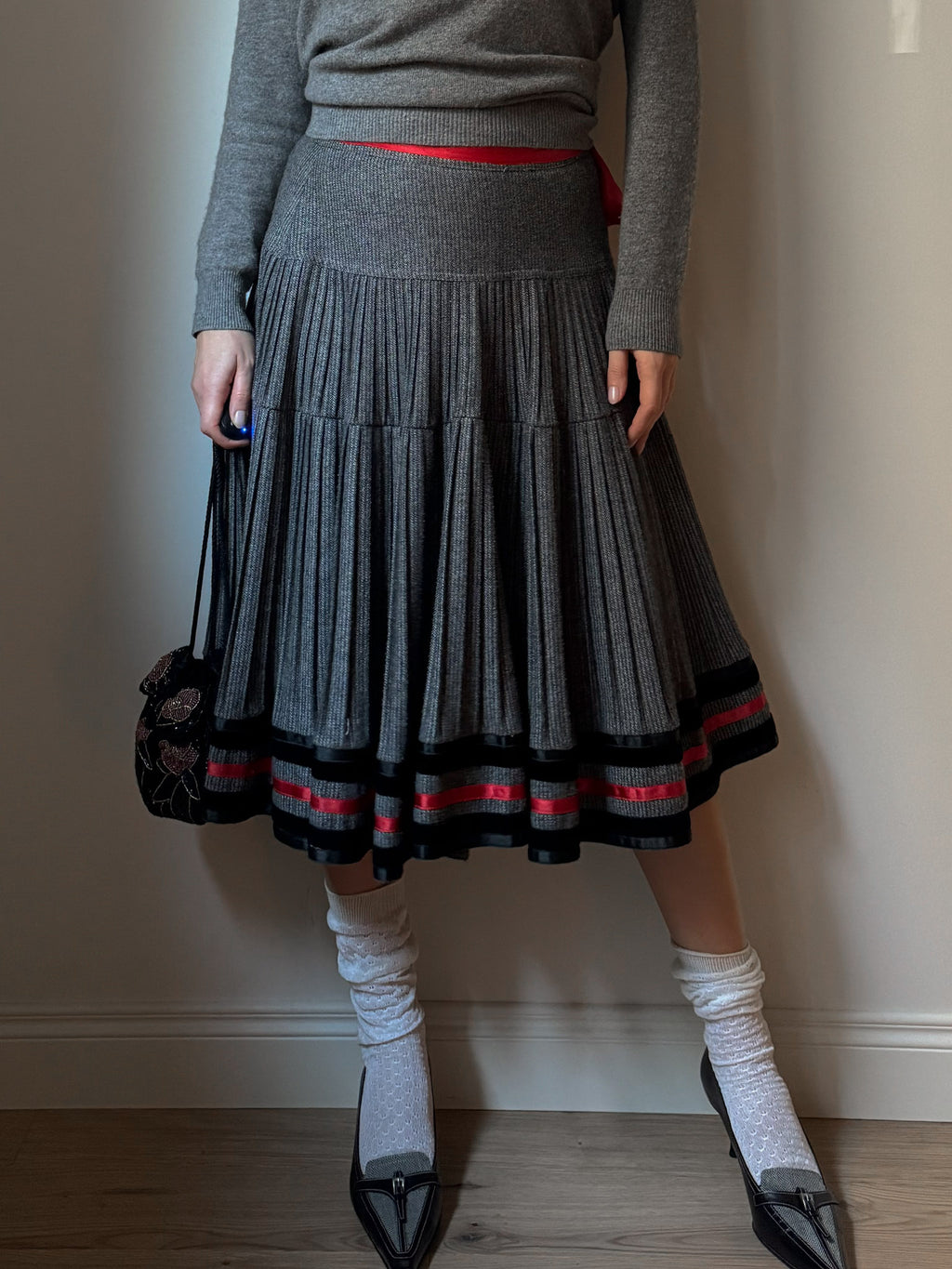 Pure wool grey skirt
