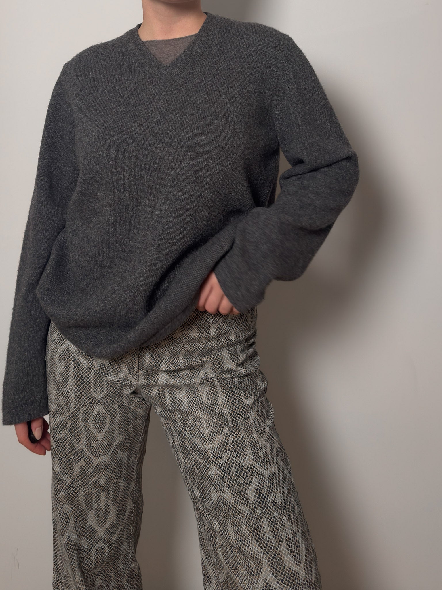 Wool grey pull