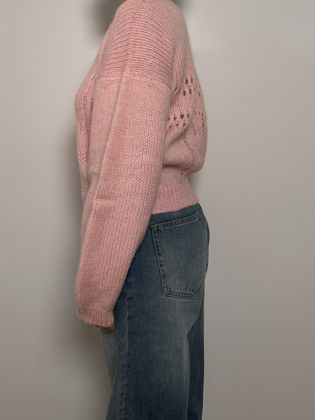 Pure wool embroidered pink pull
