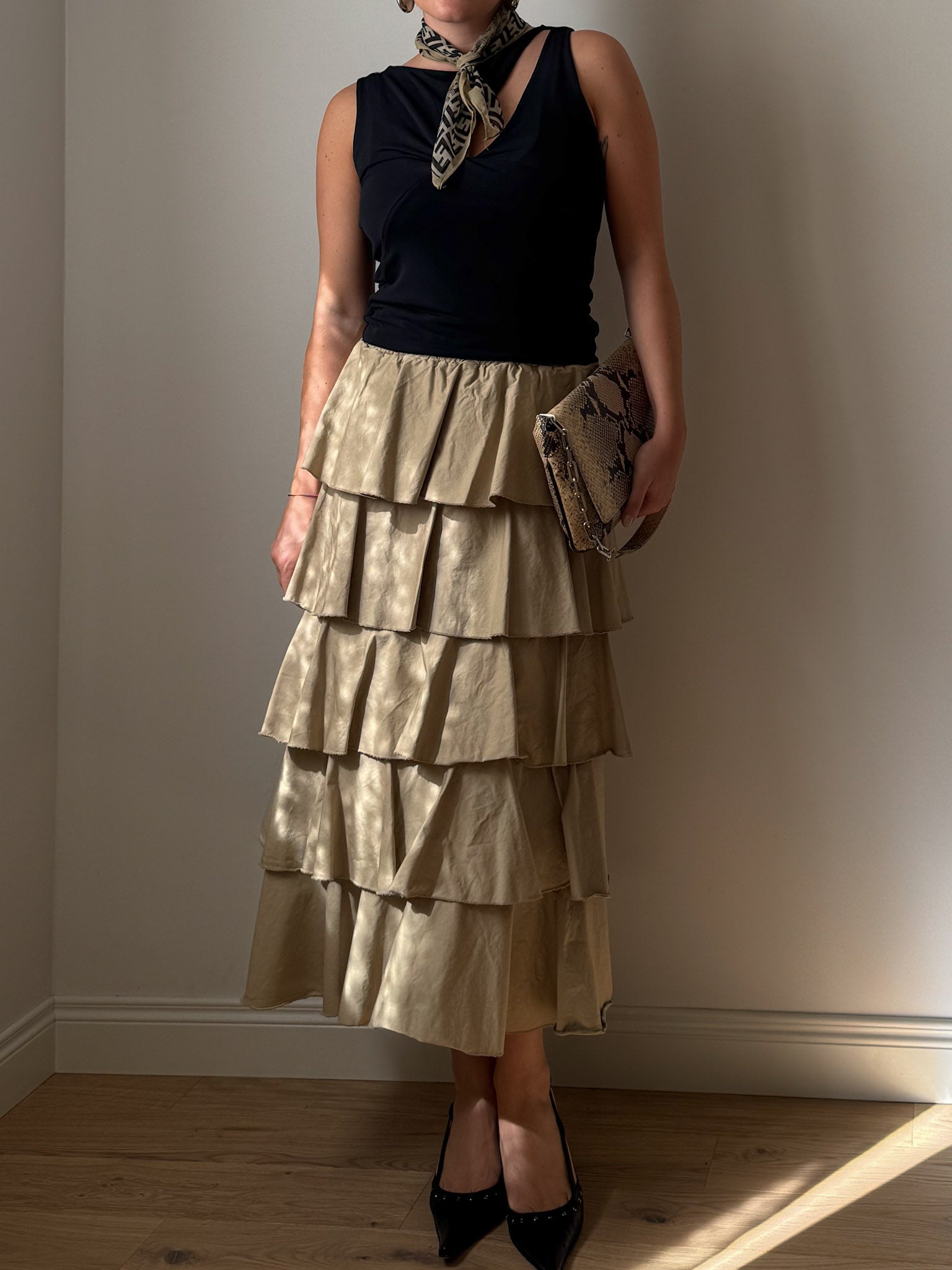 Cotton flounced beige skirt