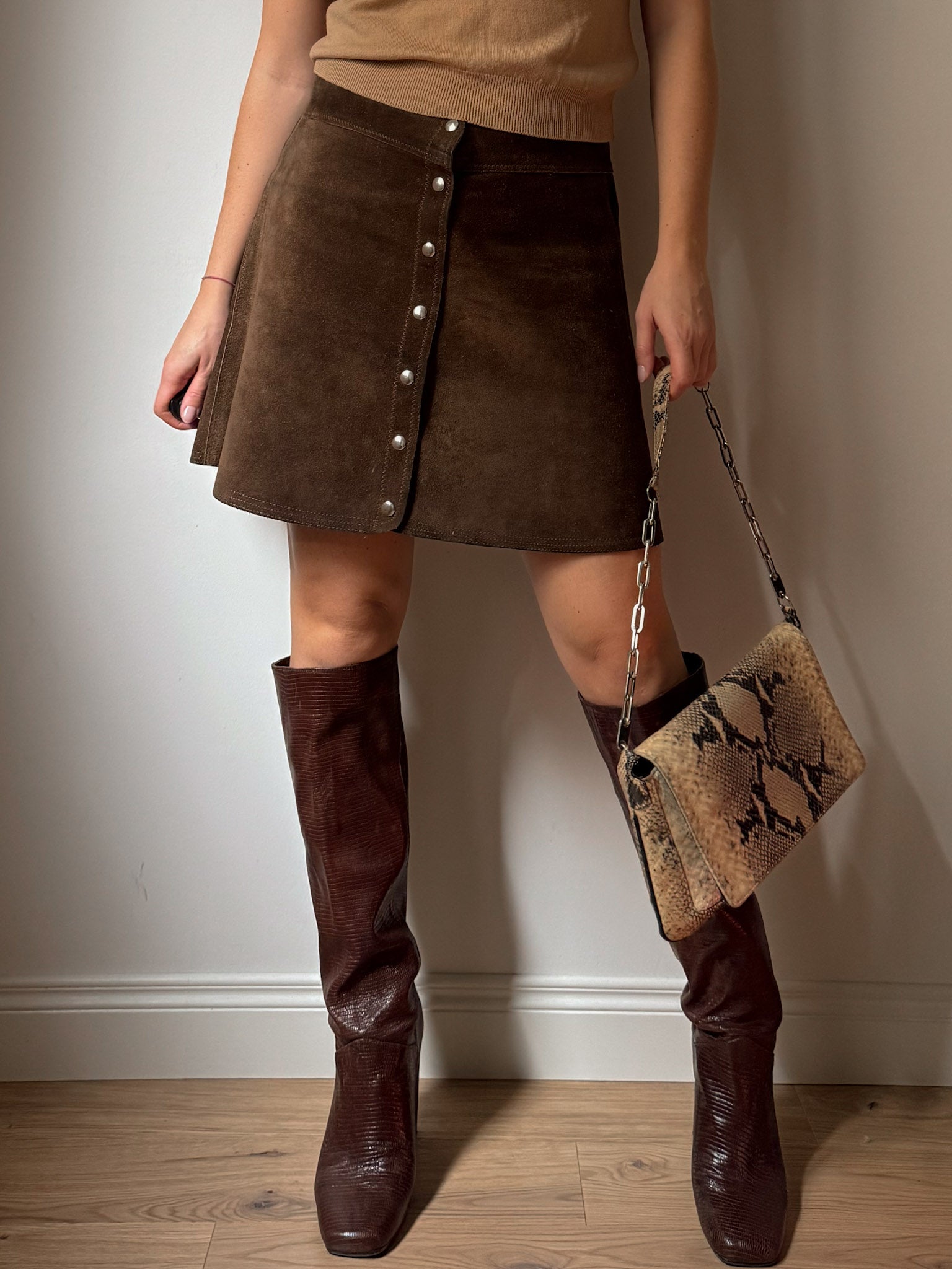 Real suede mini skirt