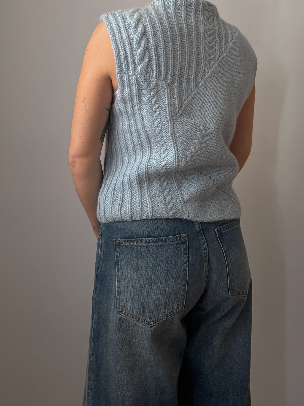 Wool and angora sky vest