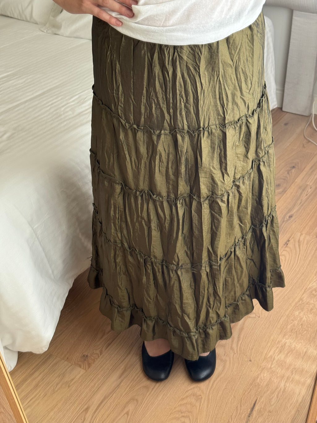 Flounced olive green skirt