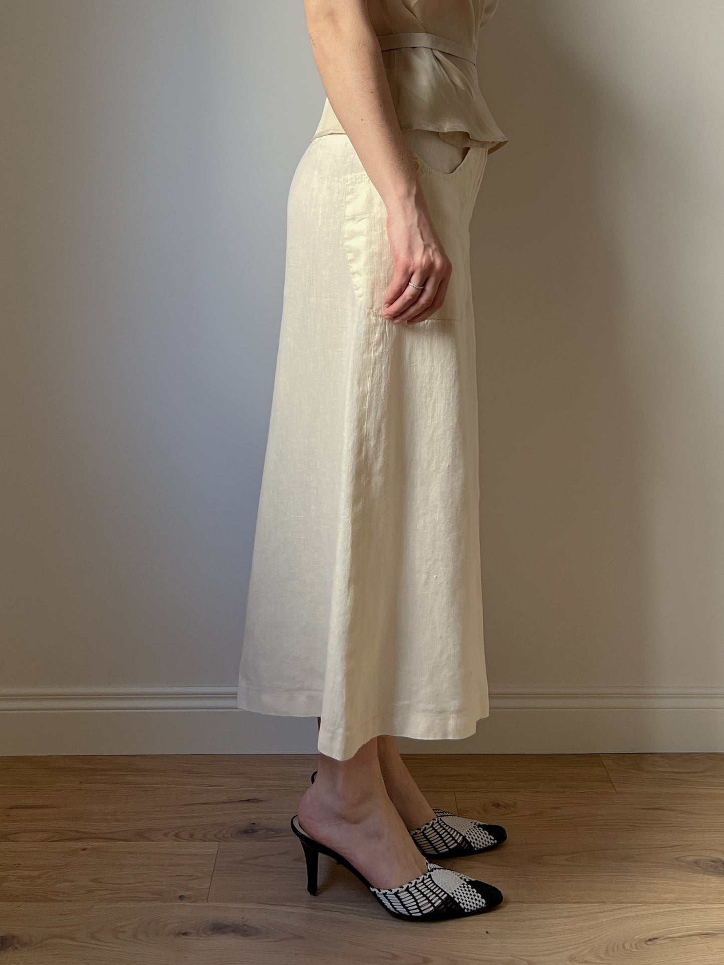 Pure linen ivory trouser skirt