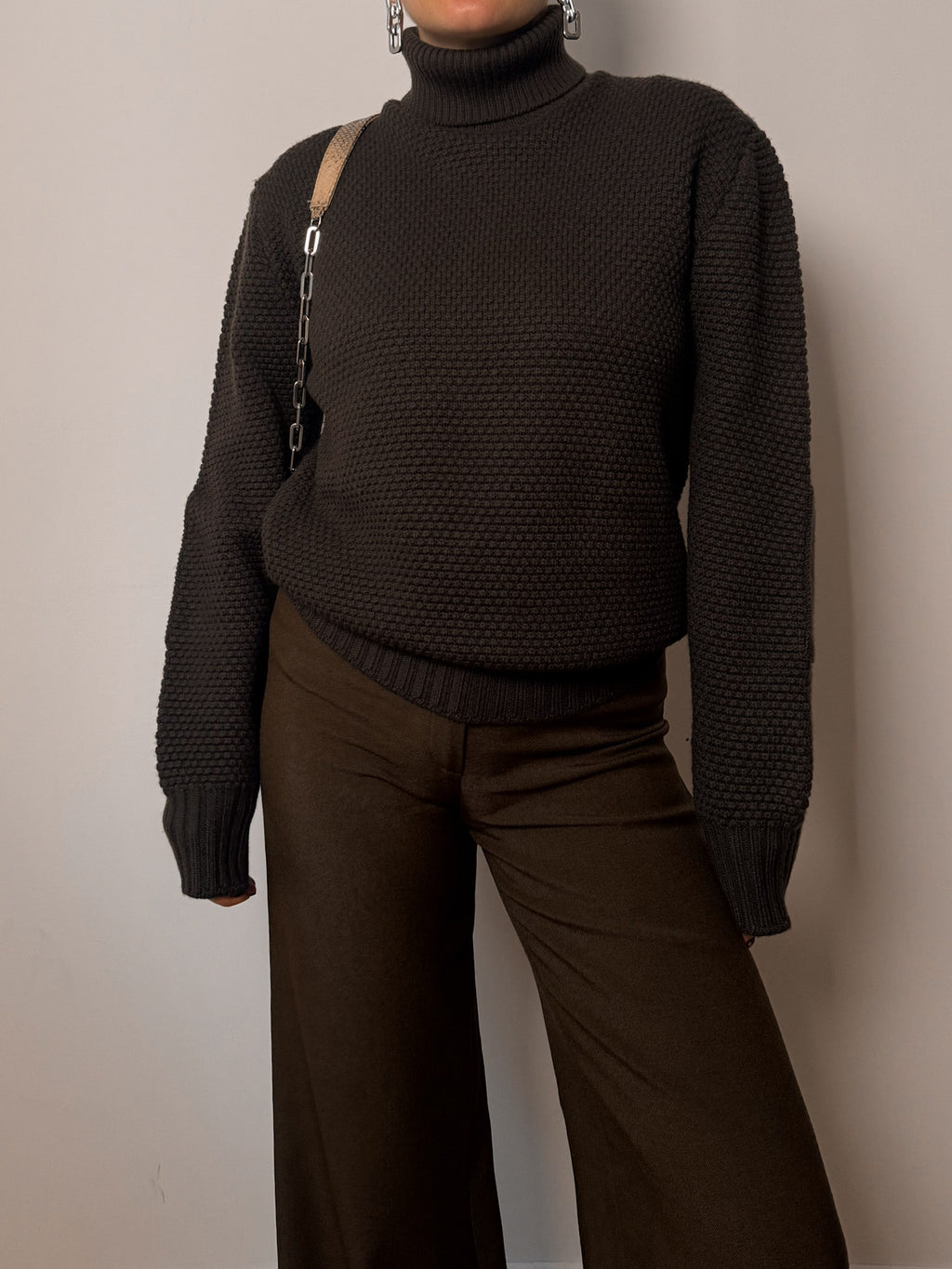 Pure wool brown pull