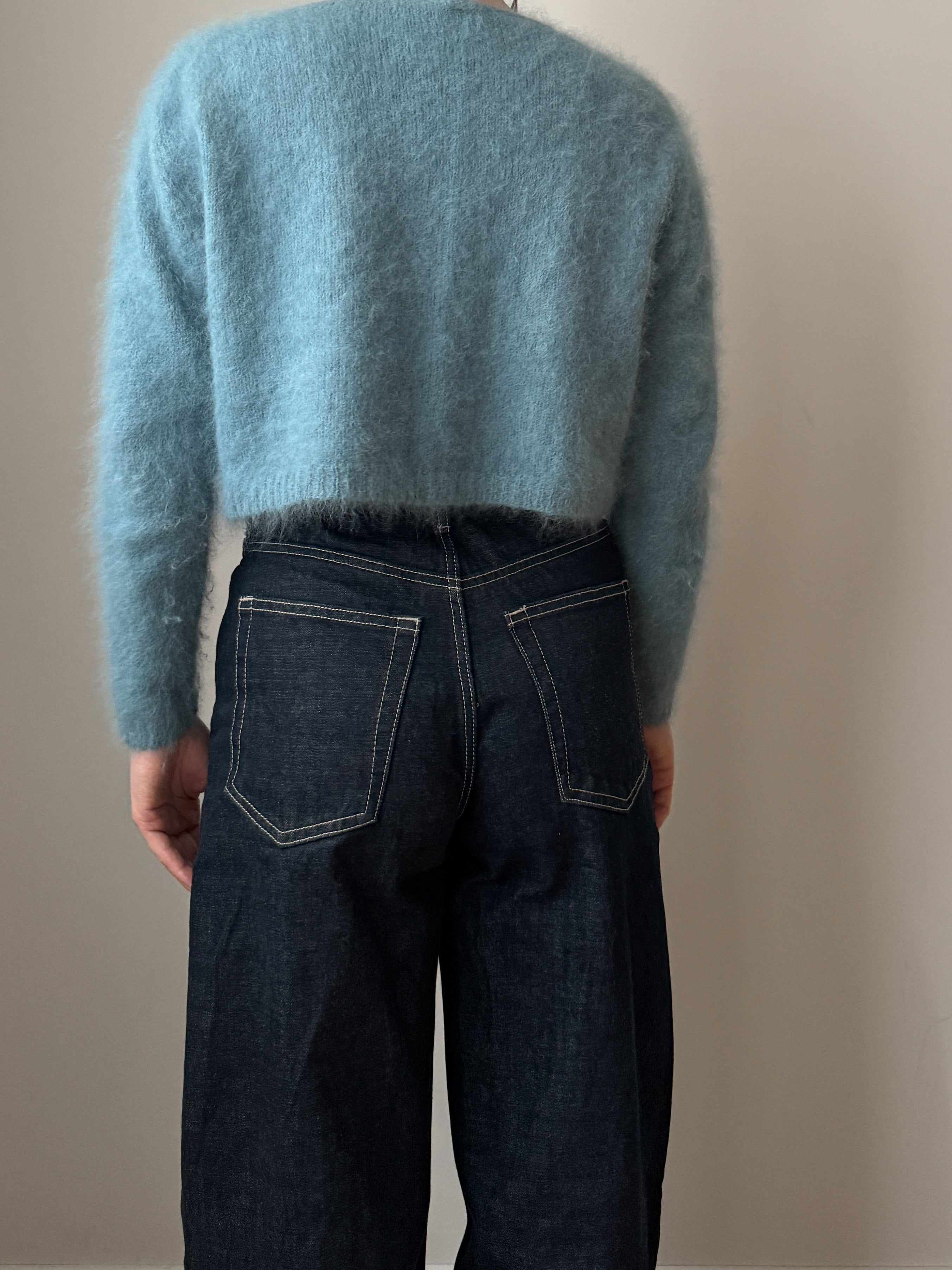 Angora sky cropped pull