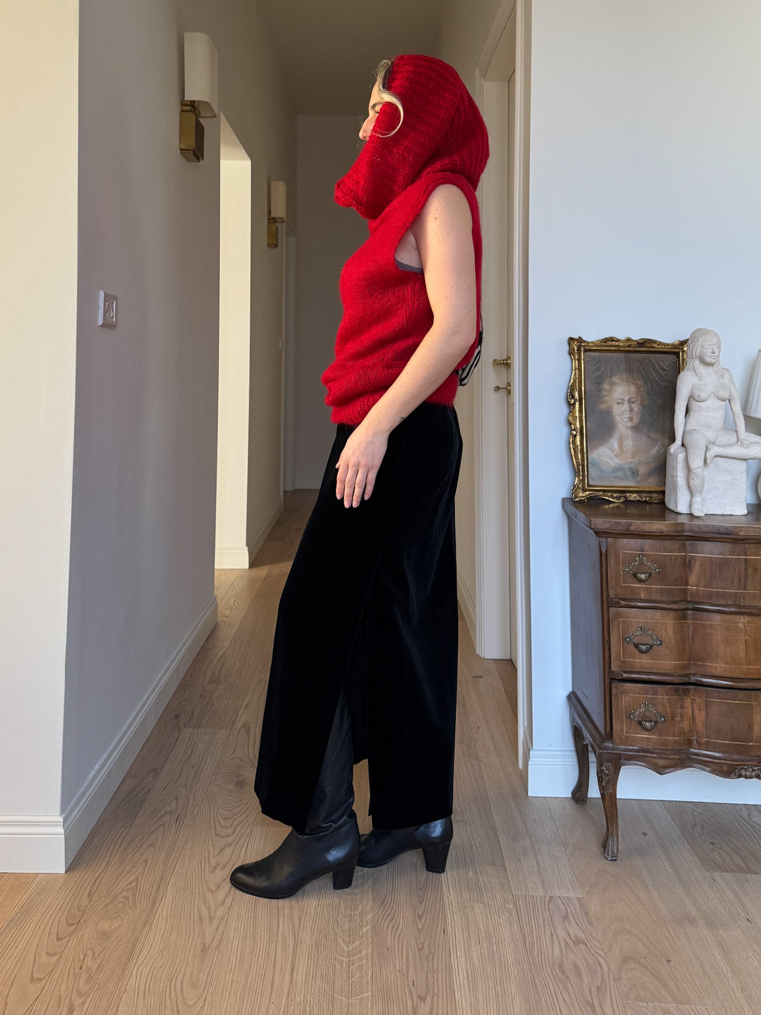 Velvet black long skirt