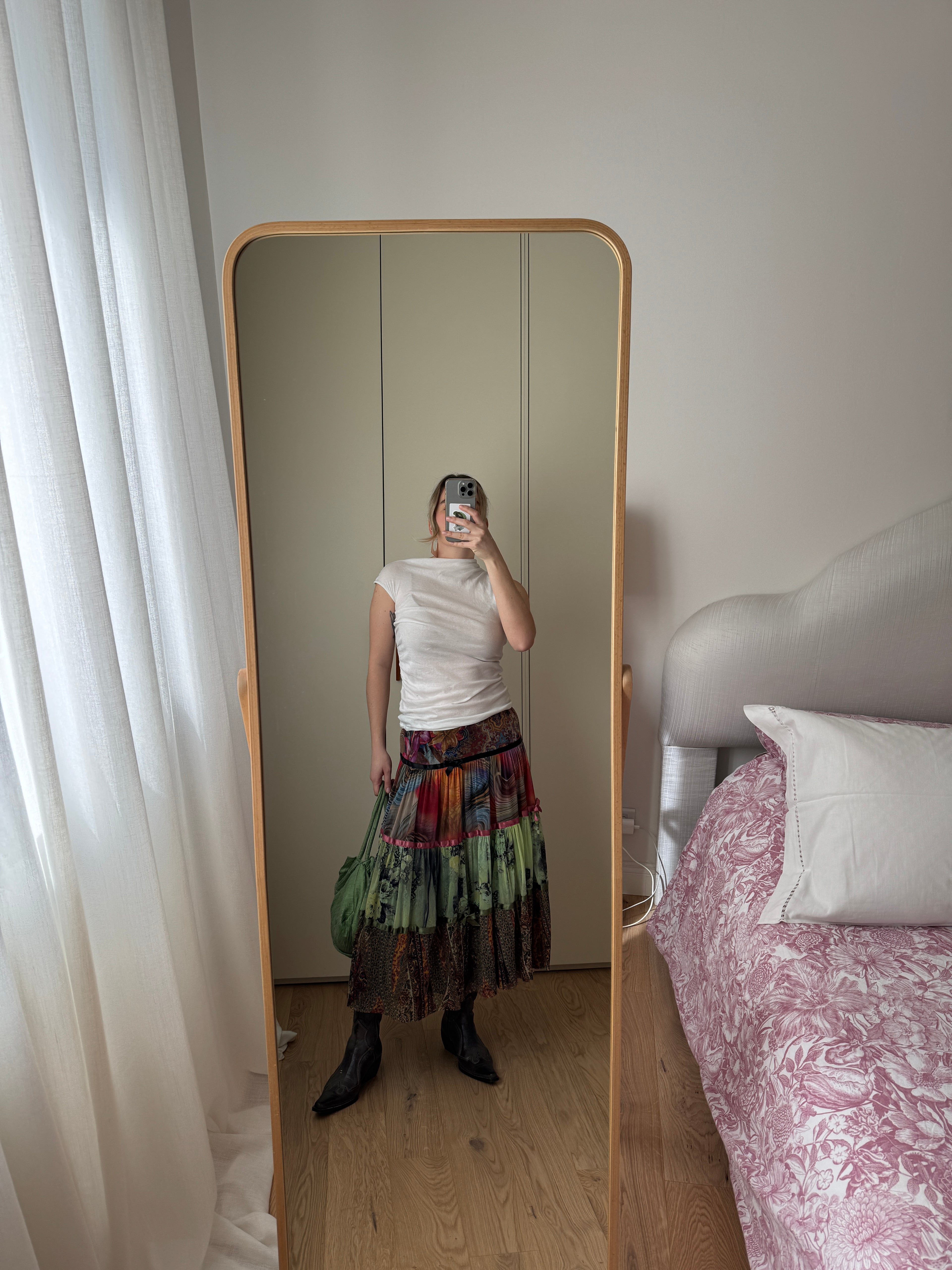 Flounced colorfull skirt