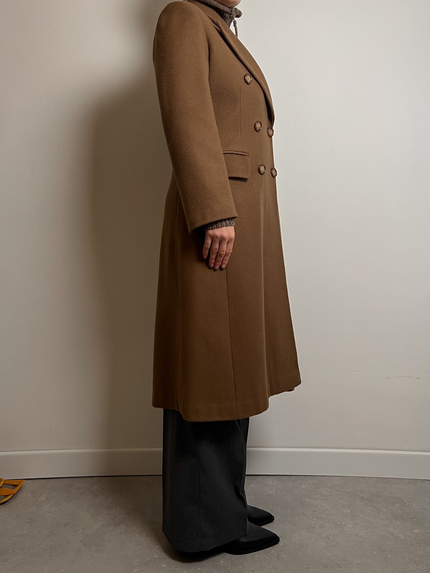 Tailored pure wool camel coat