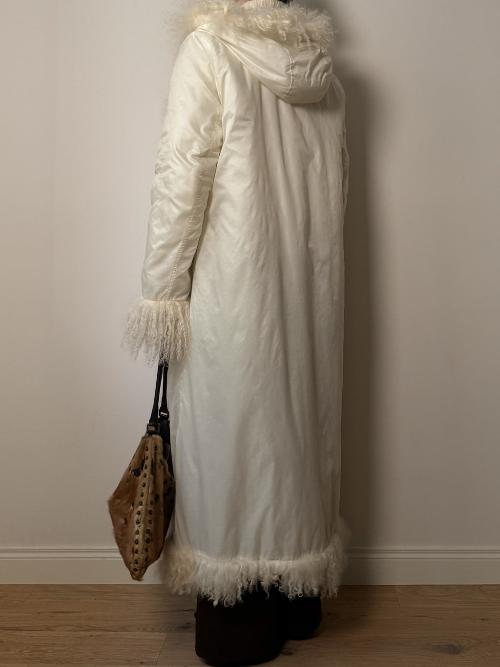 Mongolian ivory puffer