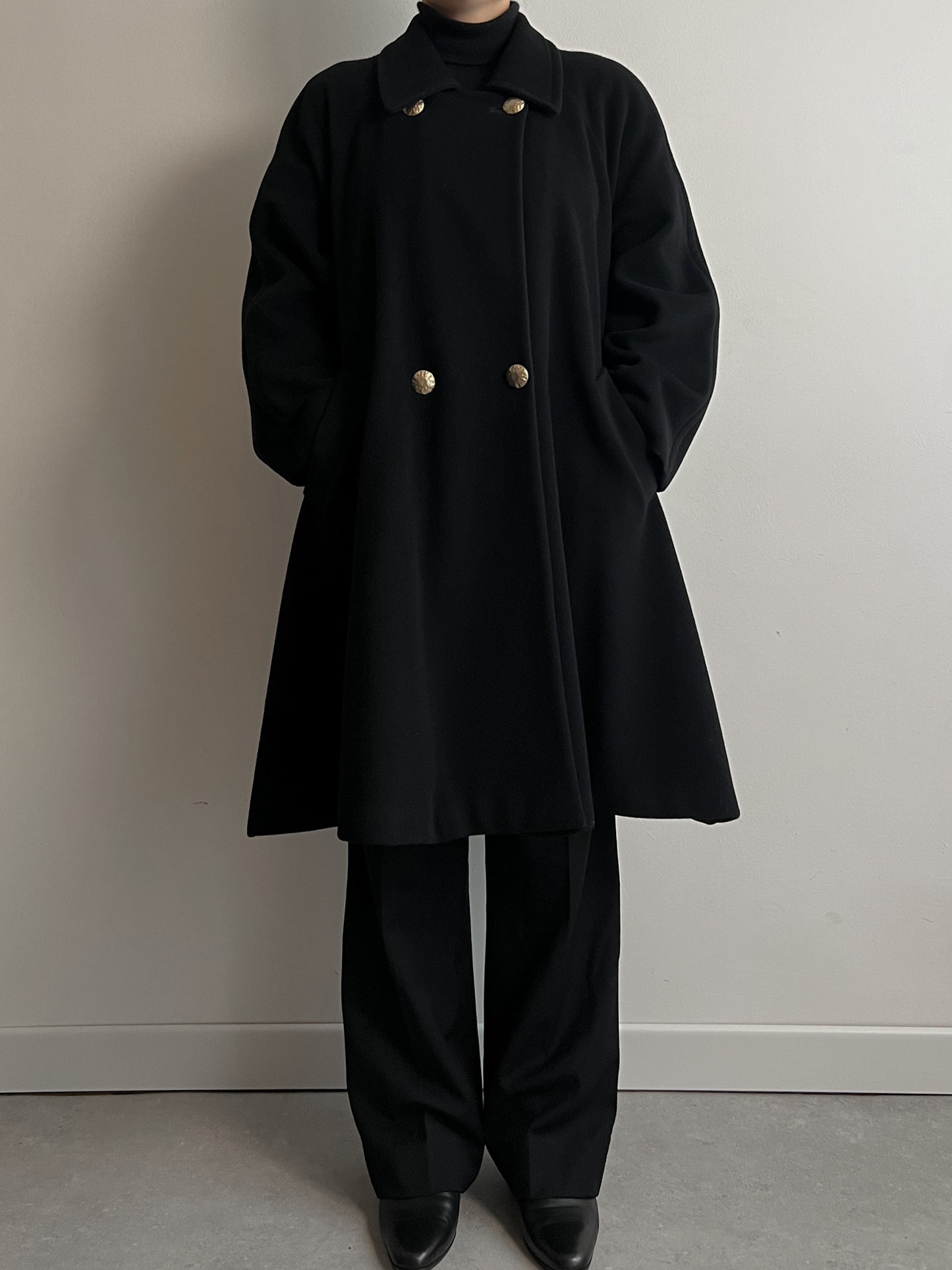 Wool and cashmere black coat