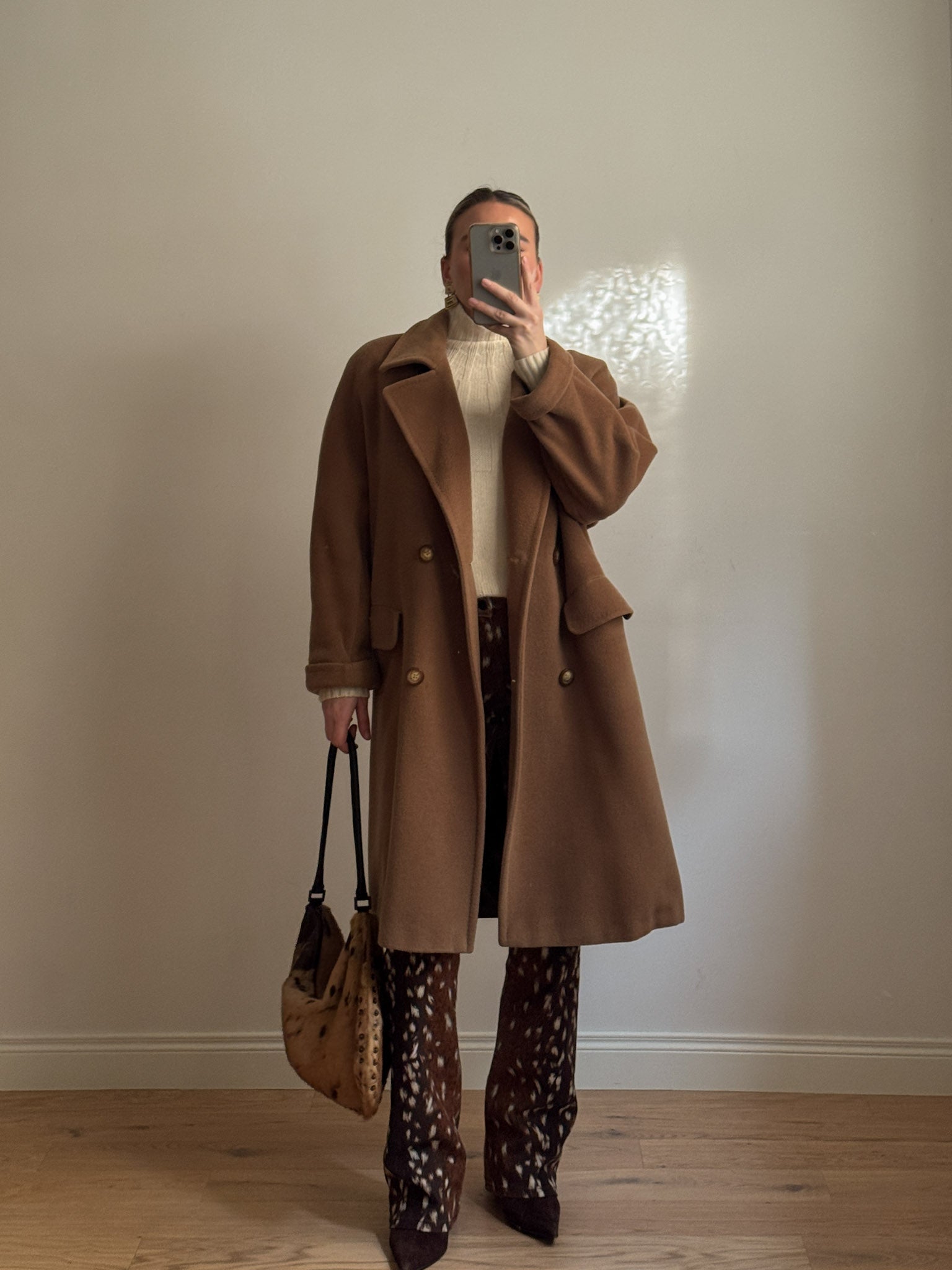 Wool and cashmere camel coat