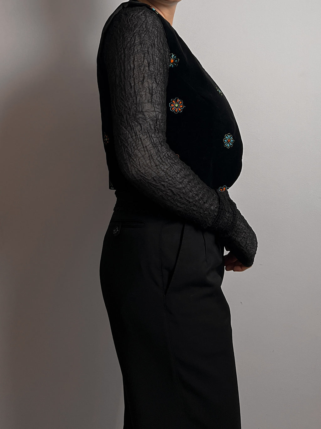 Pure velvet black vest