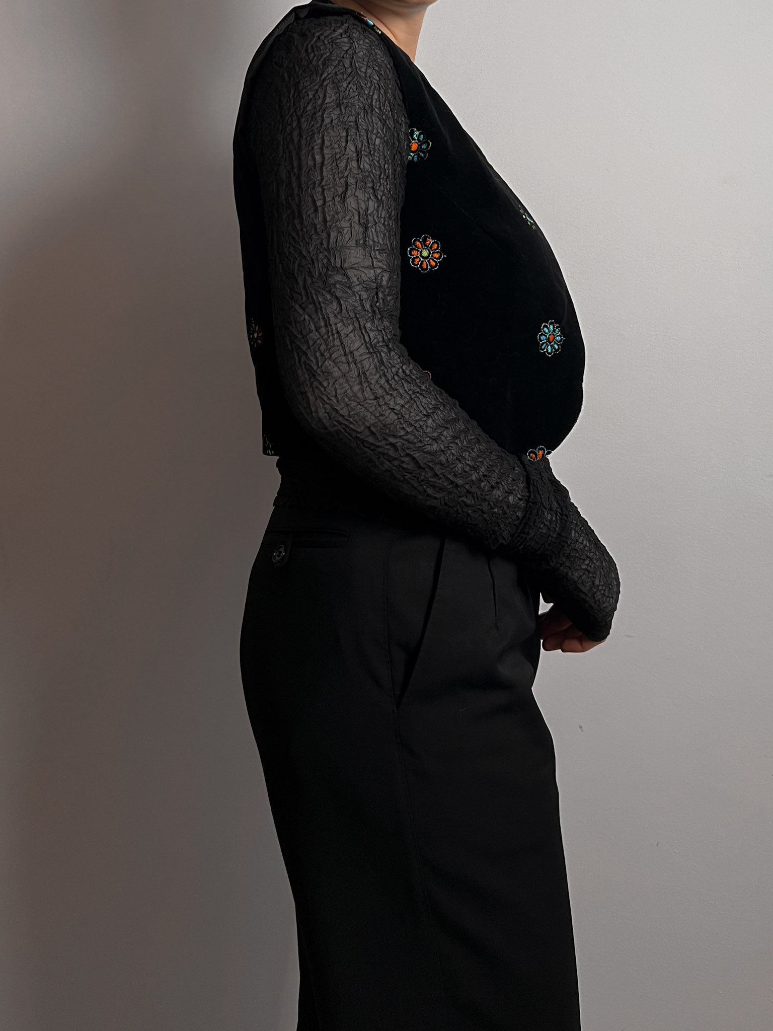 Pure velvet black vest