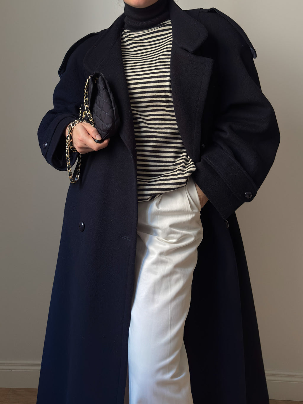 Wool and lambswool blue coat