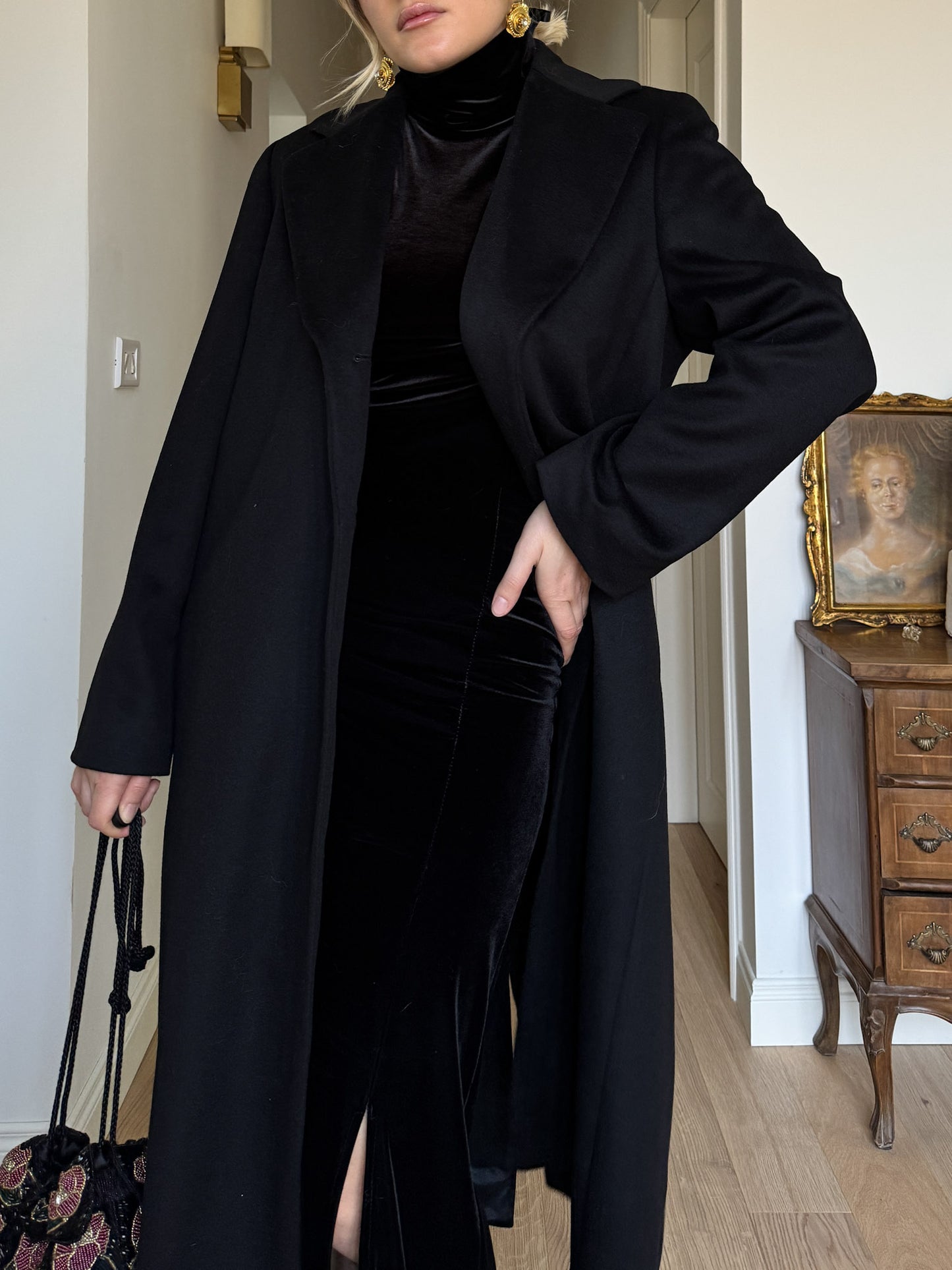 Virgin wool black coat