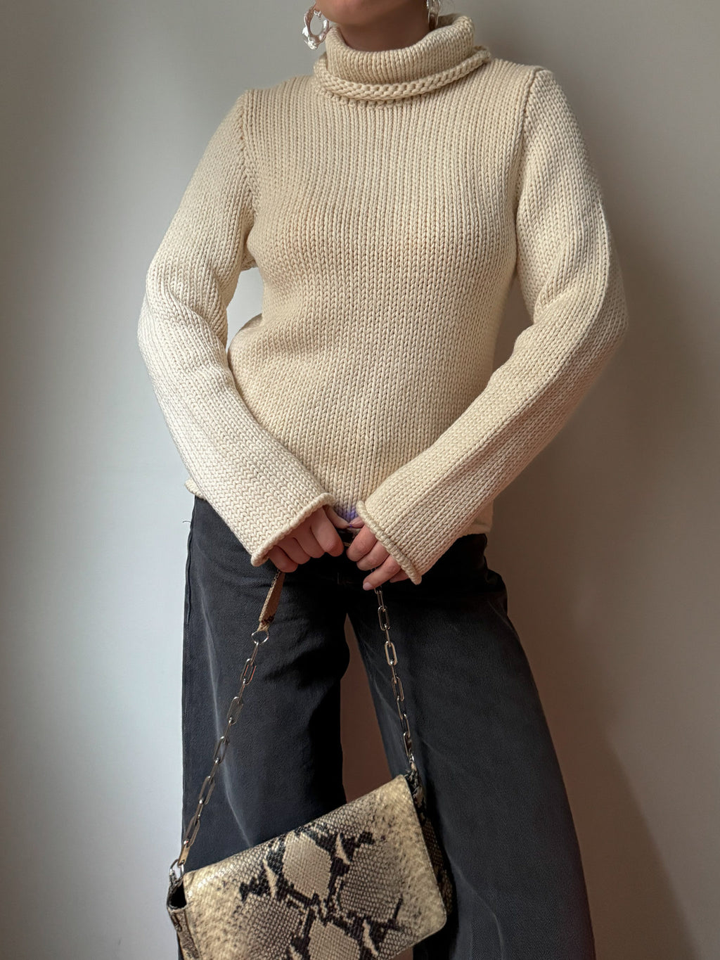 Merino wool ivory pull
