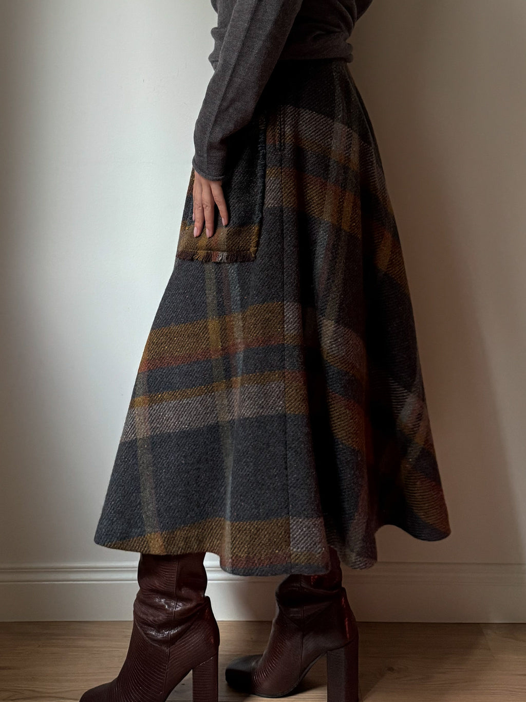 Pure wool check skirt
