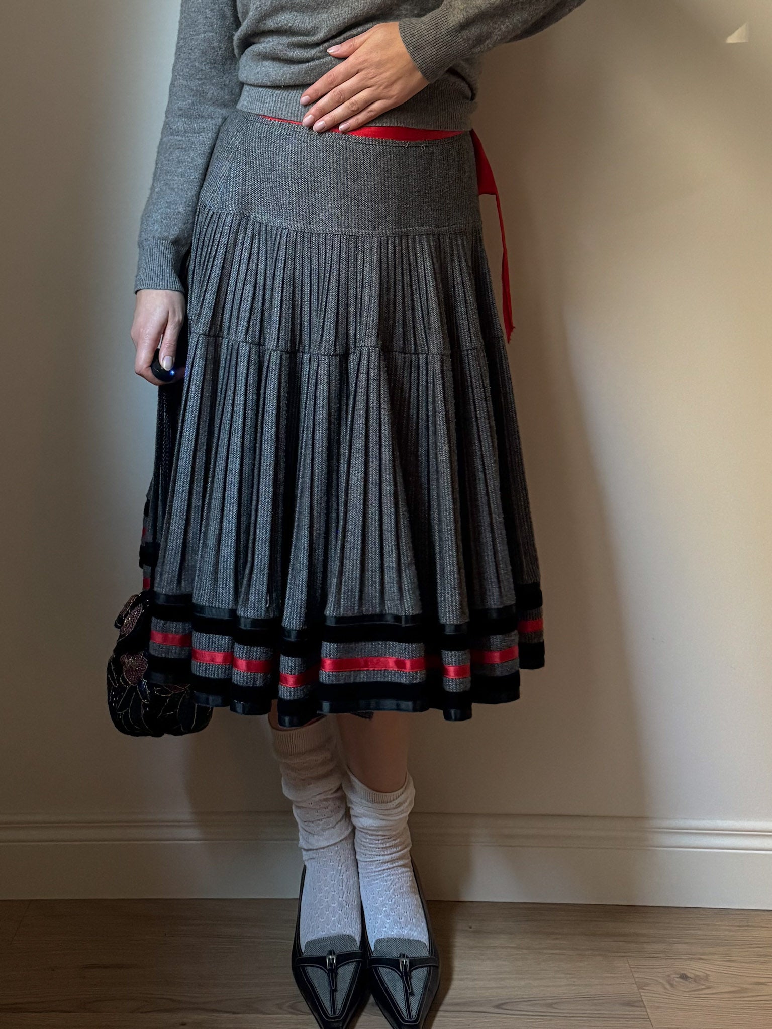 Pure wool grey skirt