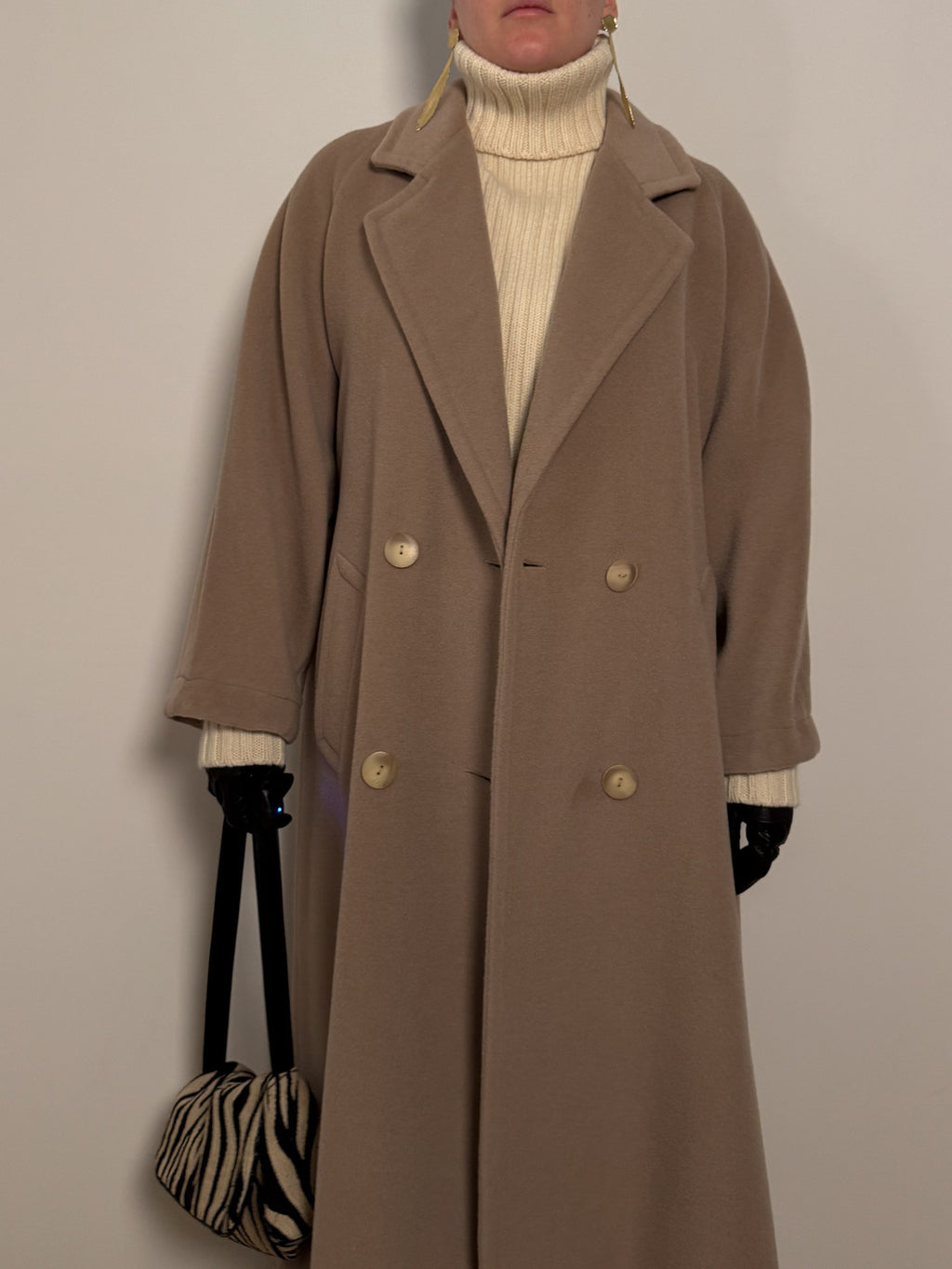 Wool and cashmere sand coat