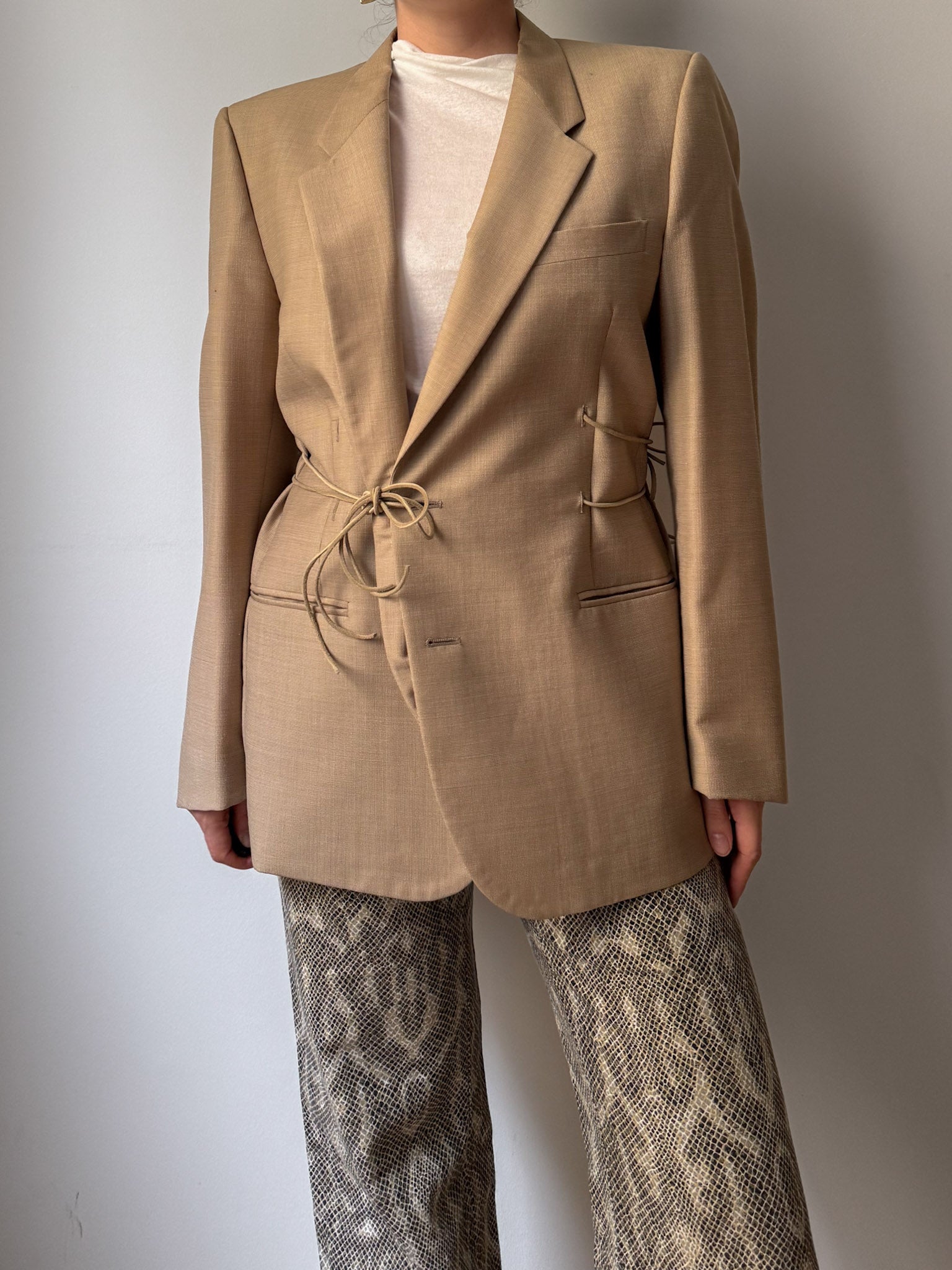 Brando beige blazer