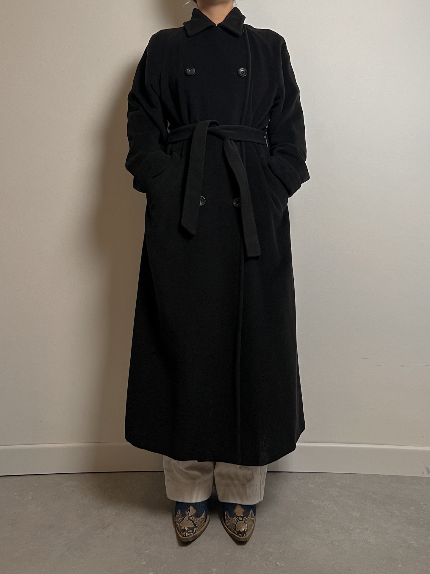 Max Mara wool and cashmere black coat