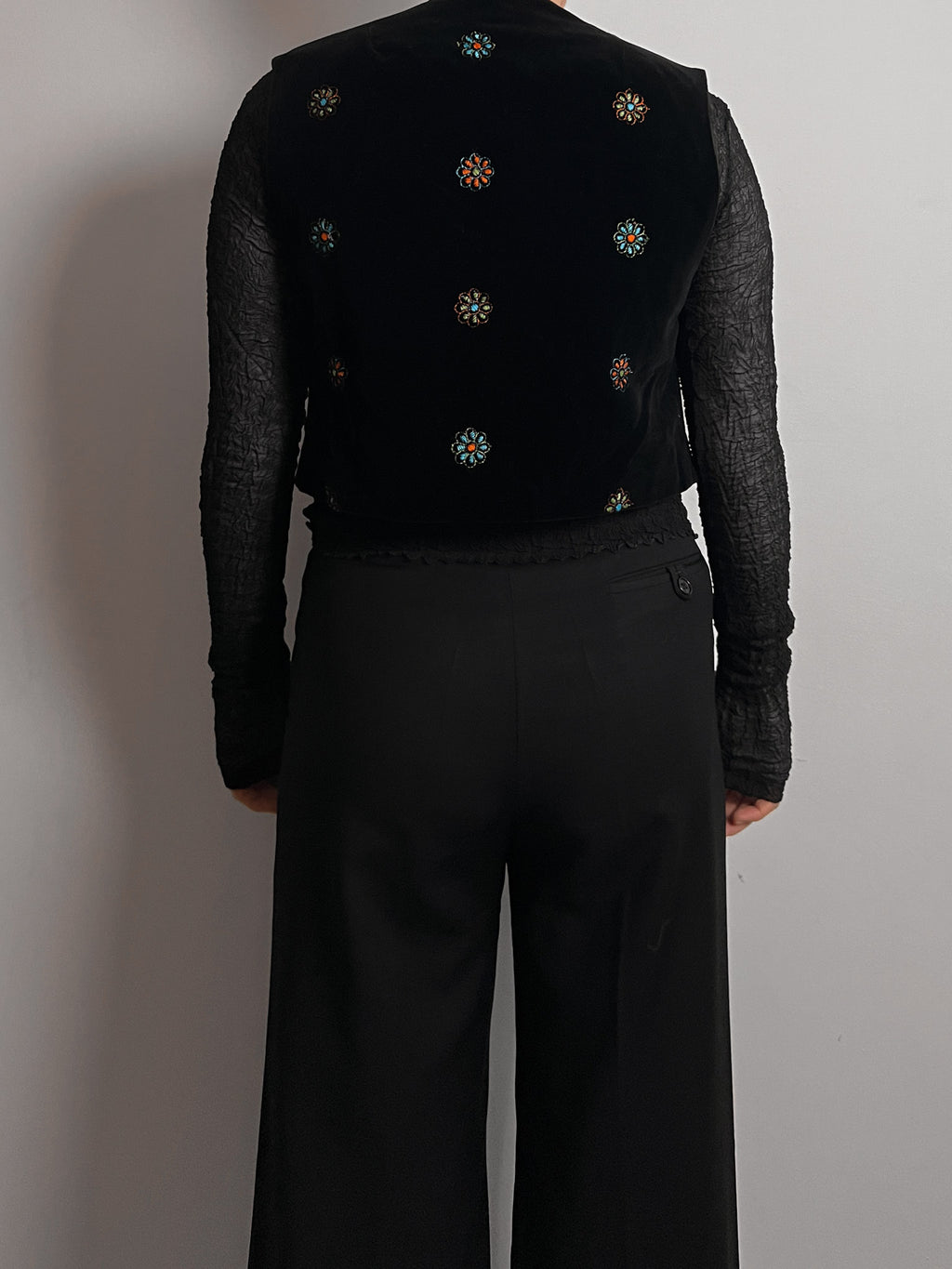 Pure velvet black vest