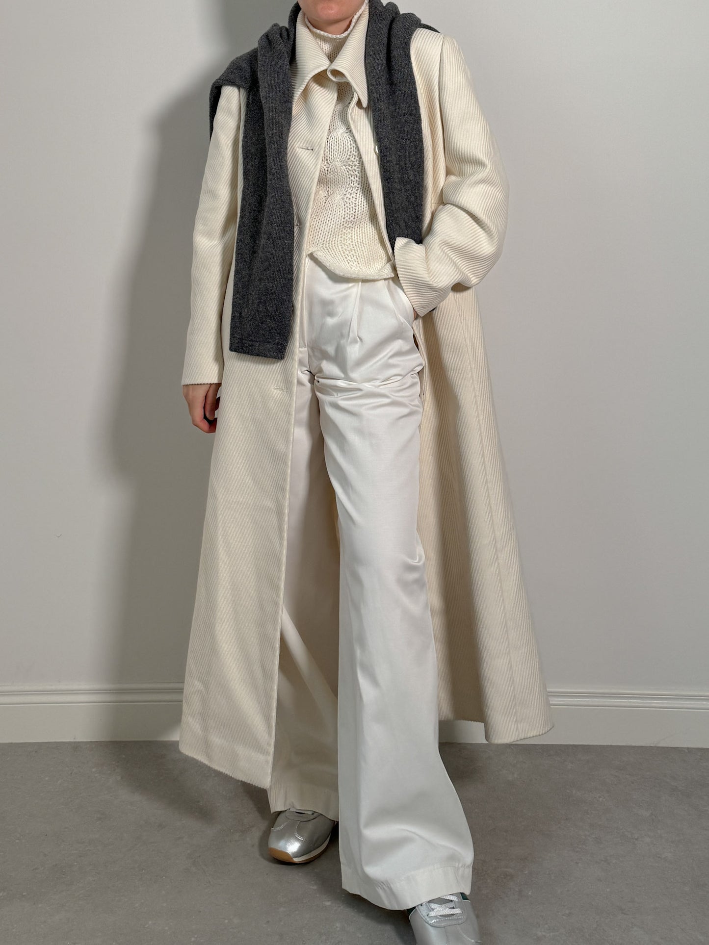 Cotton and virgin wool ivory coat