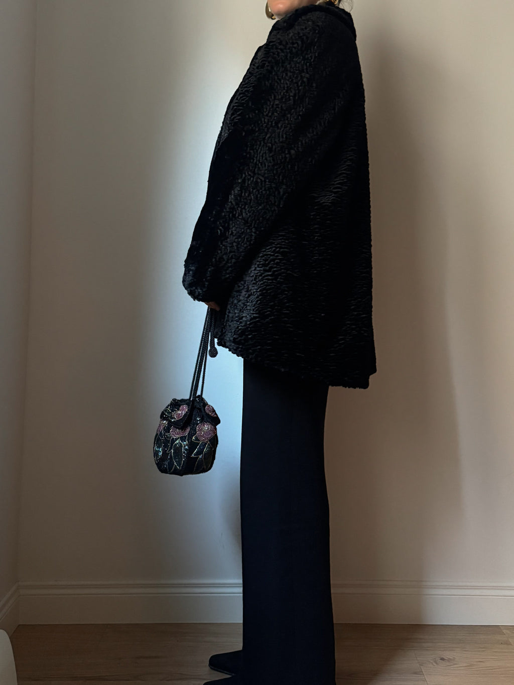 Fake fur black caban