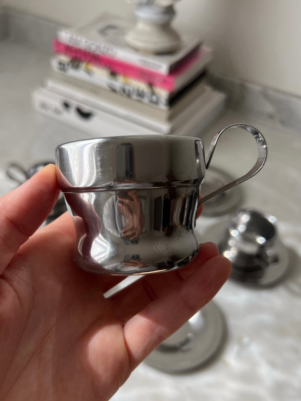 Tazzine e piattini da caffè in acciaio inox