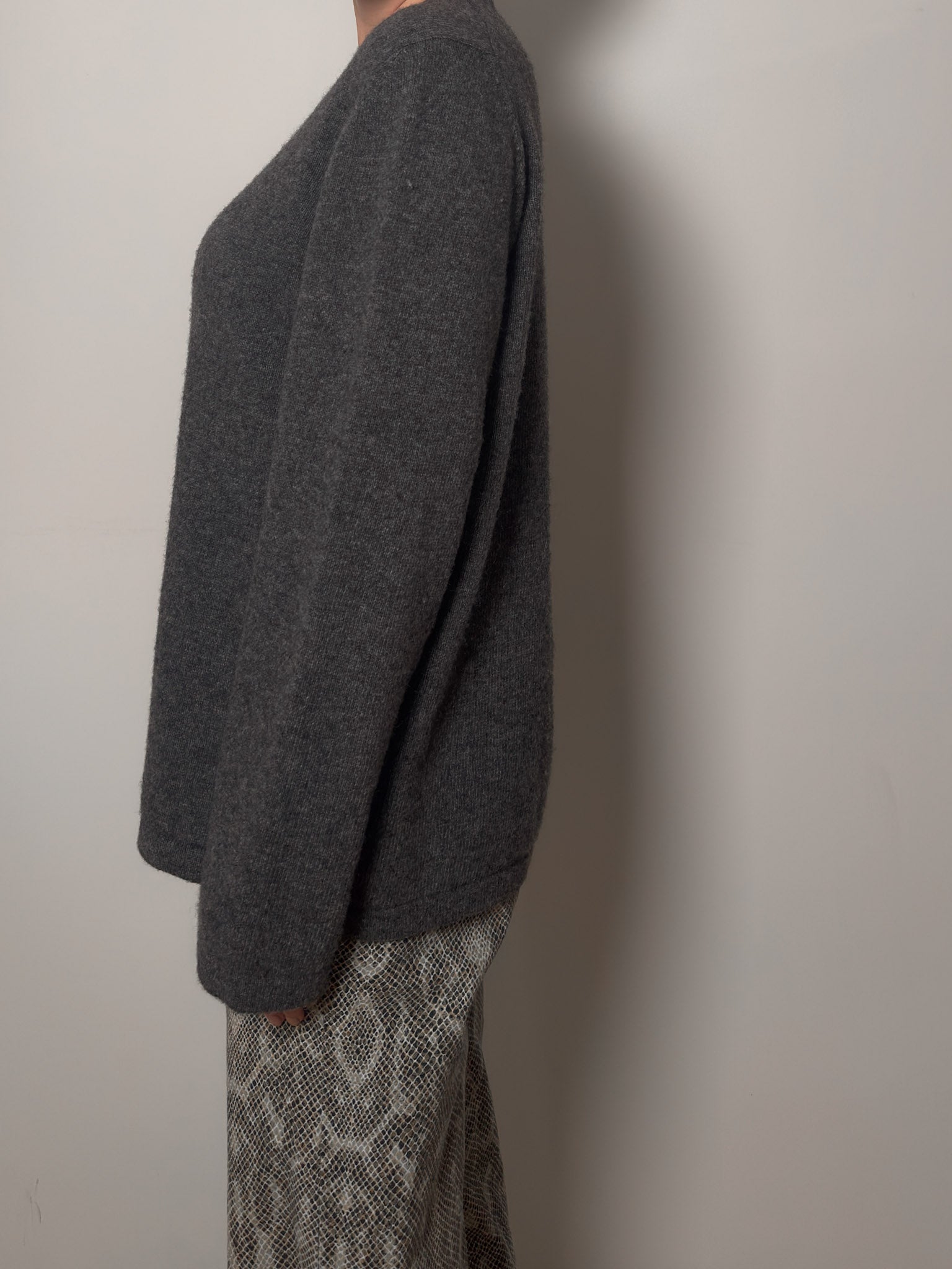 Wool grey pull