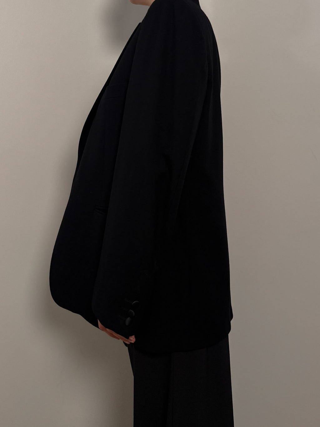 Merino wool and silk black blazer