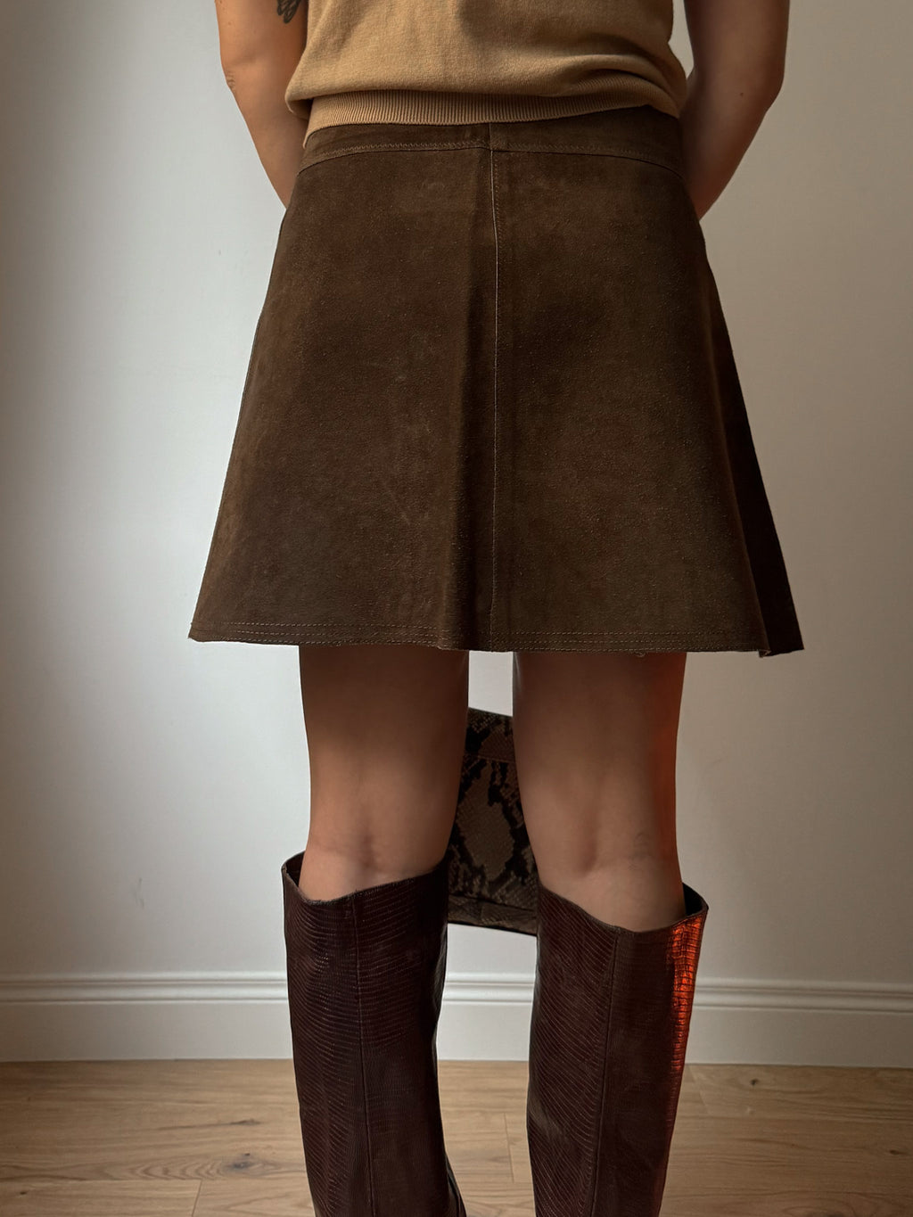 Real suede mini skirt