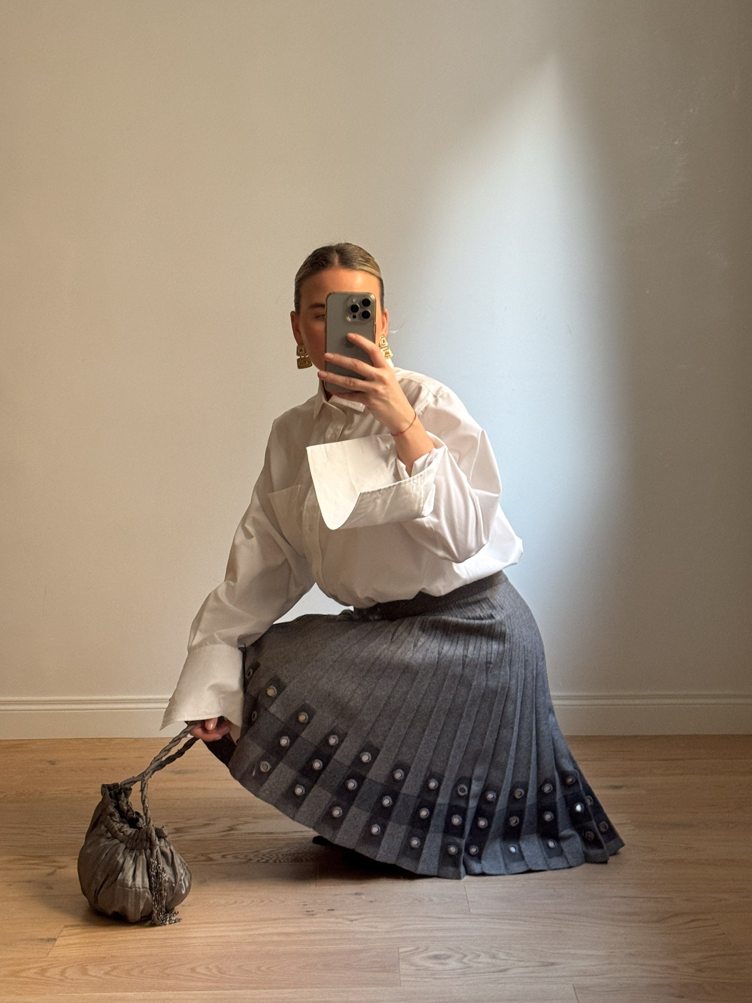 Wool and viscose pleated grey skirt