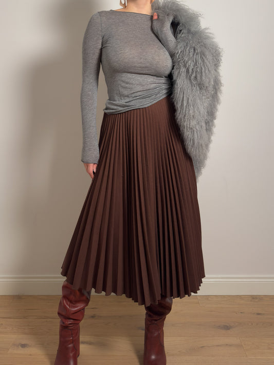 Pure virgin wool rust pleated skirt