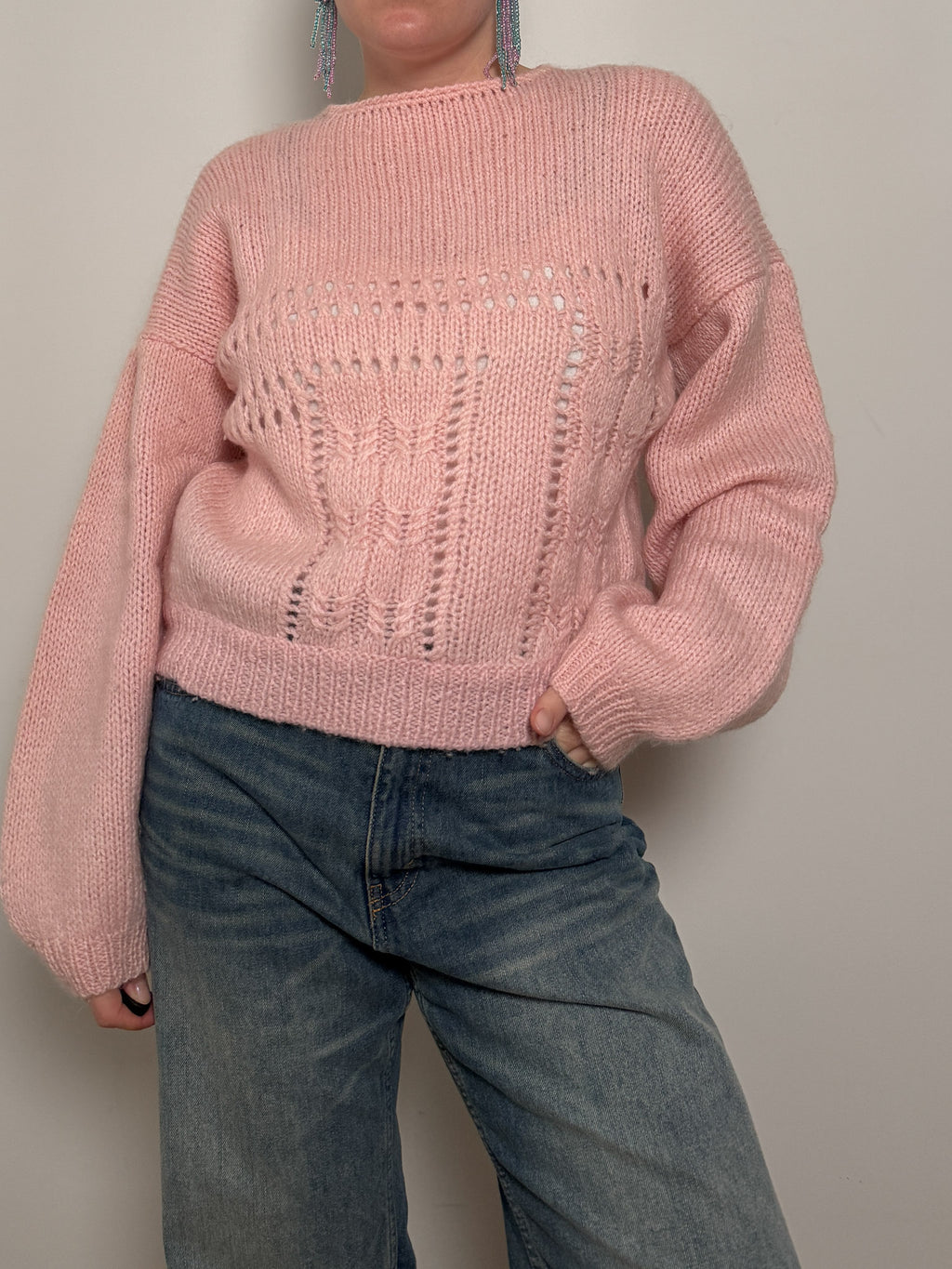 Pure wool embroidered pink pull