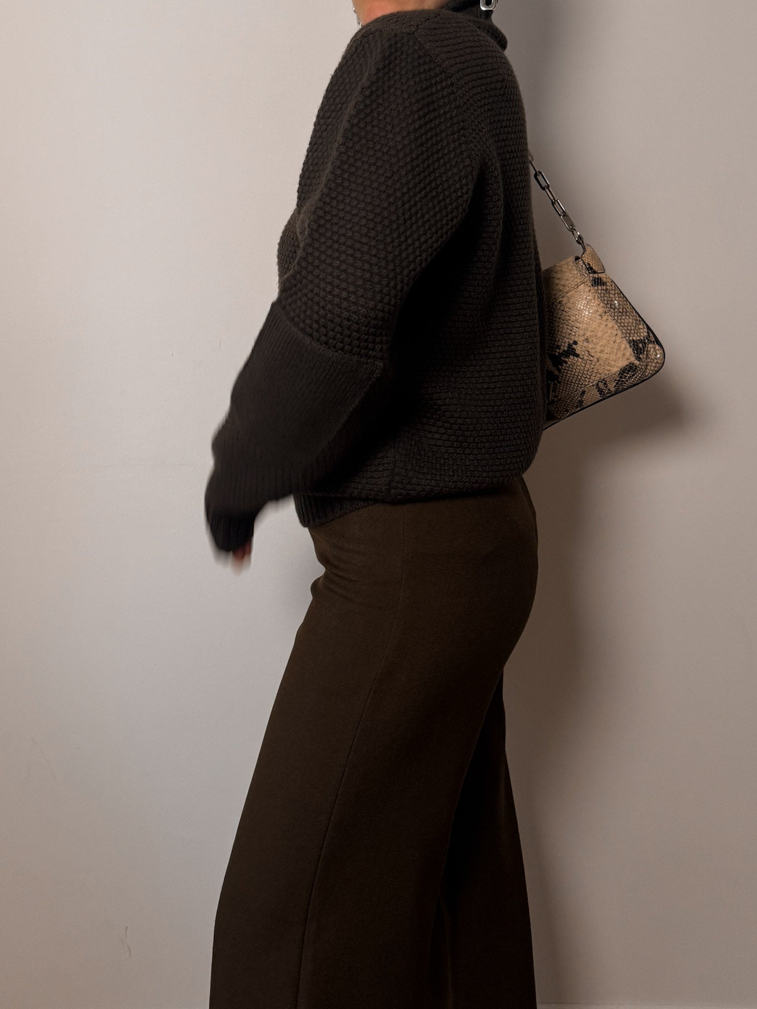 Pure wool brown pull